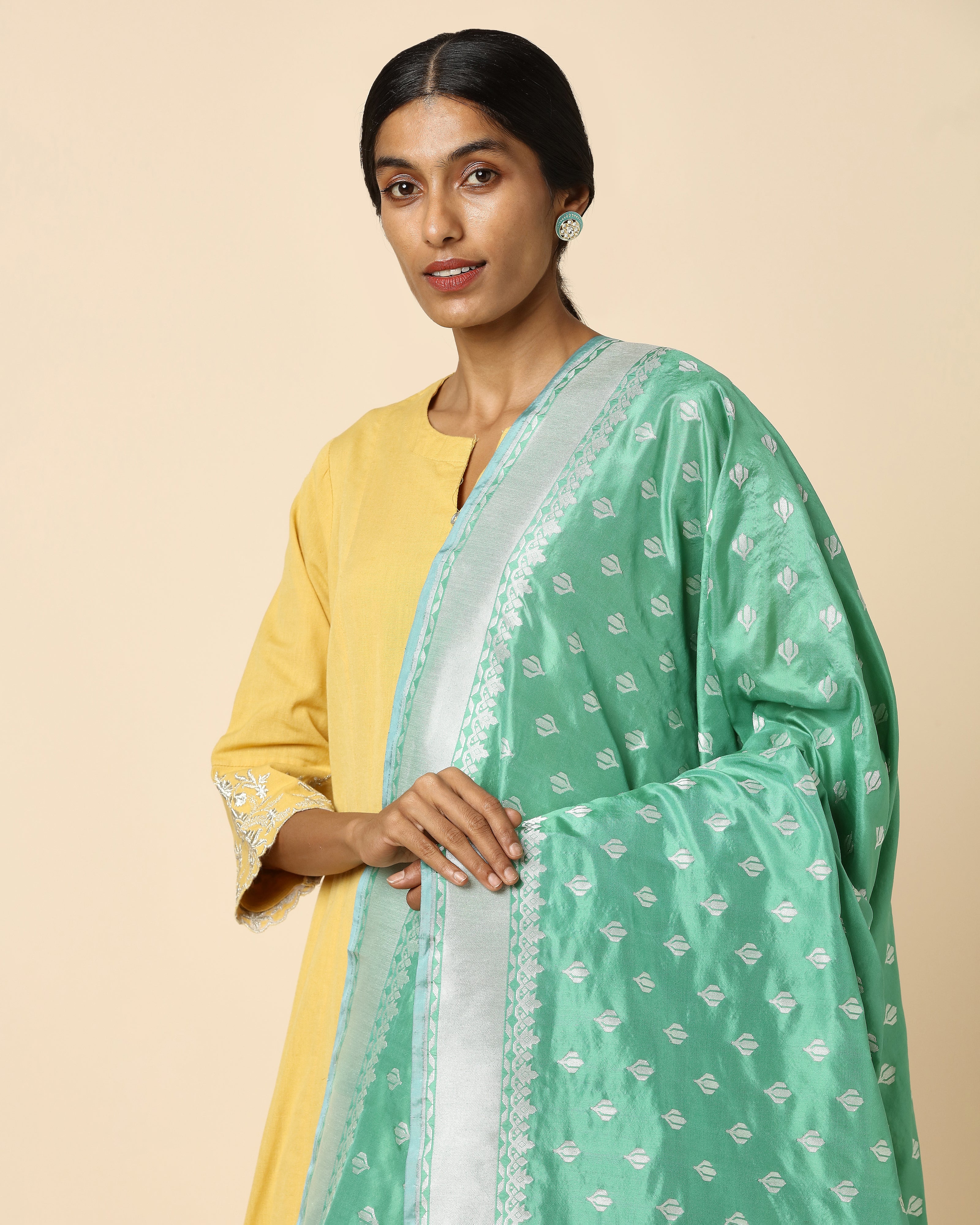 Sudevi Kadwa Silk Dupatta