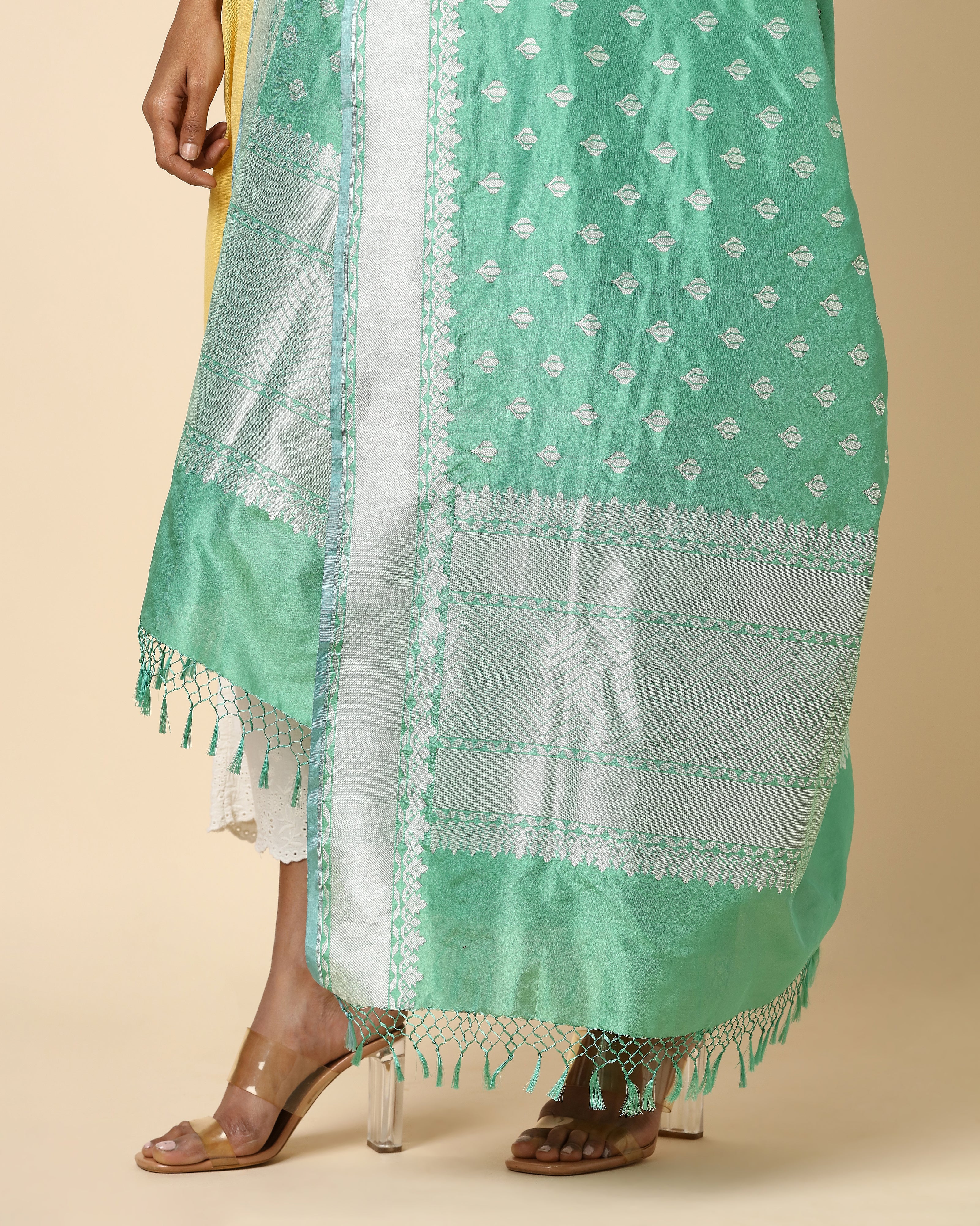 Sudevi Kadwa Silk Dupatta