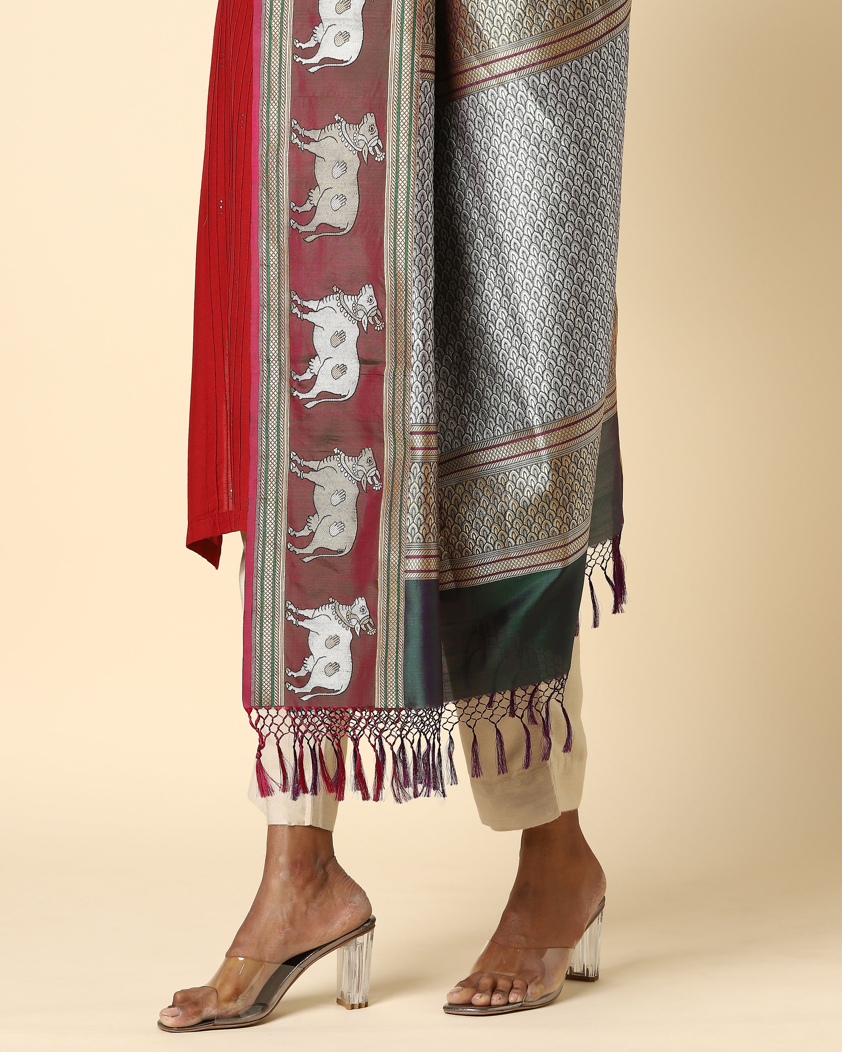 Kamadhenu Kadwa Silk Dupatta