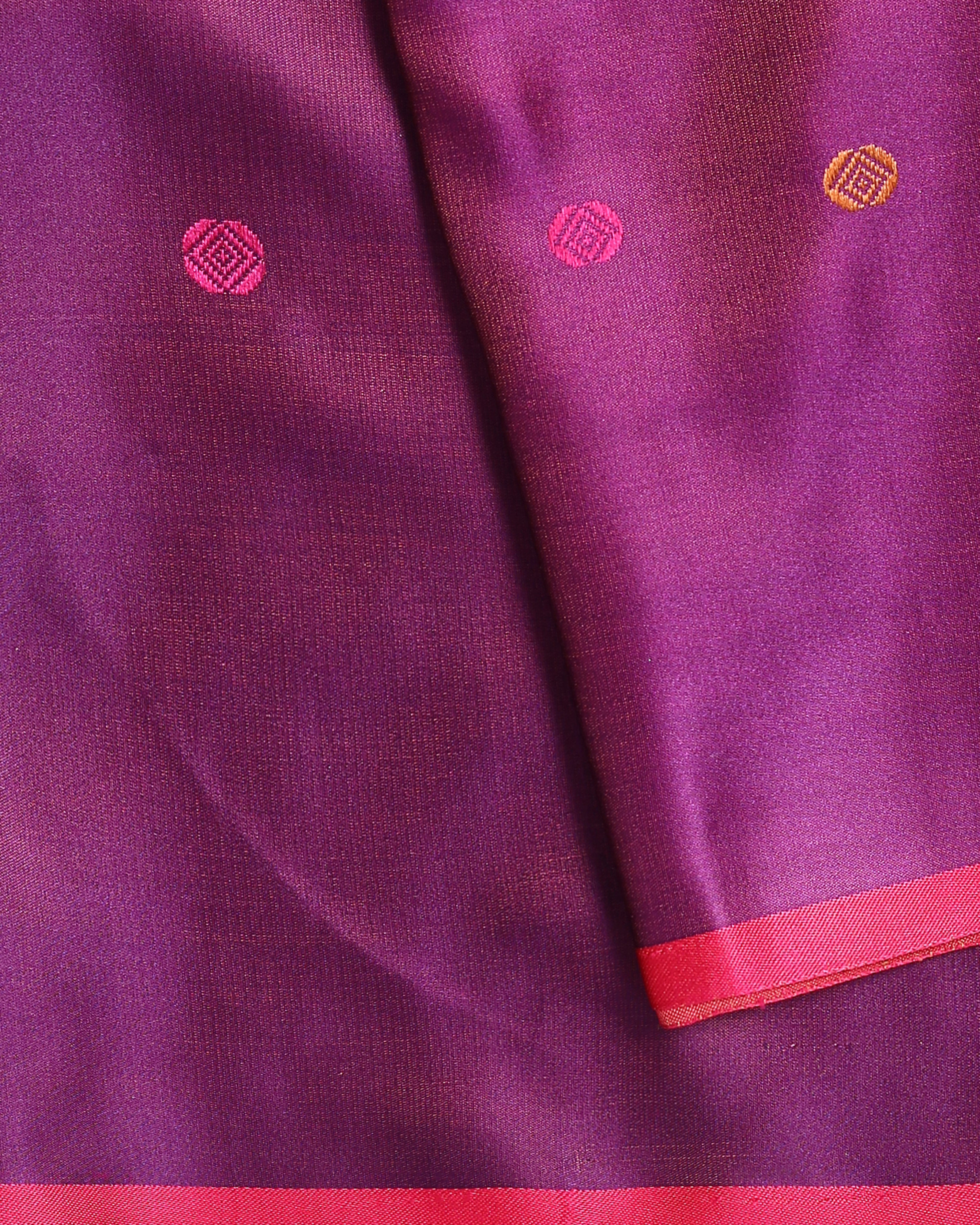 Narmada Tanchoi Silk Saree