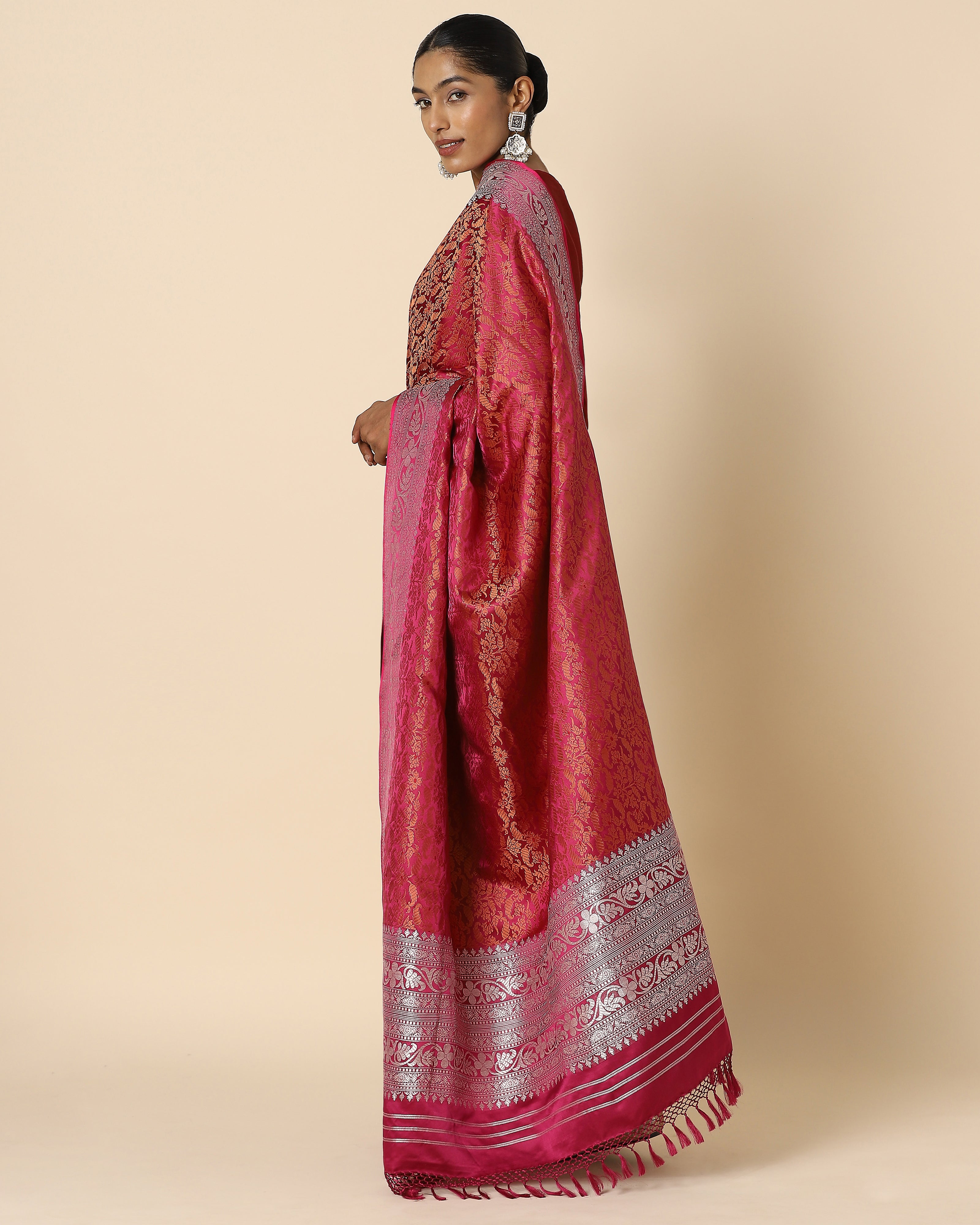 Chameli Tanchoi Silk Saree