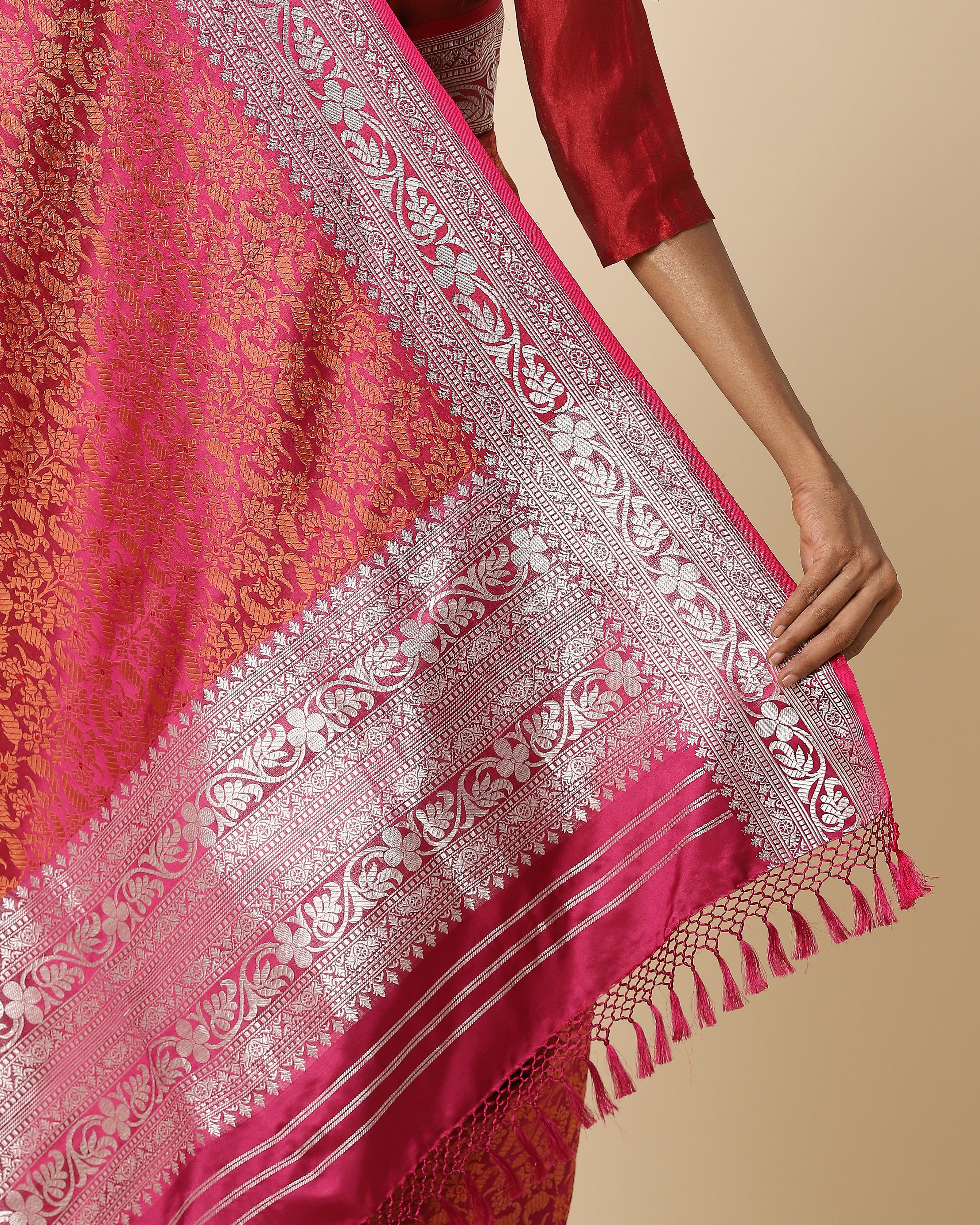 Chameli Tanchoi Silk Saree