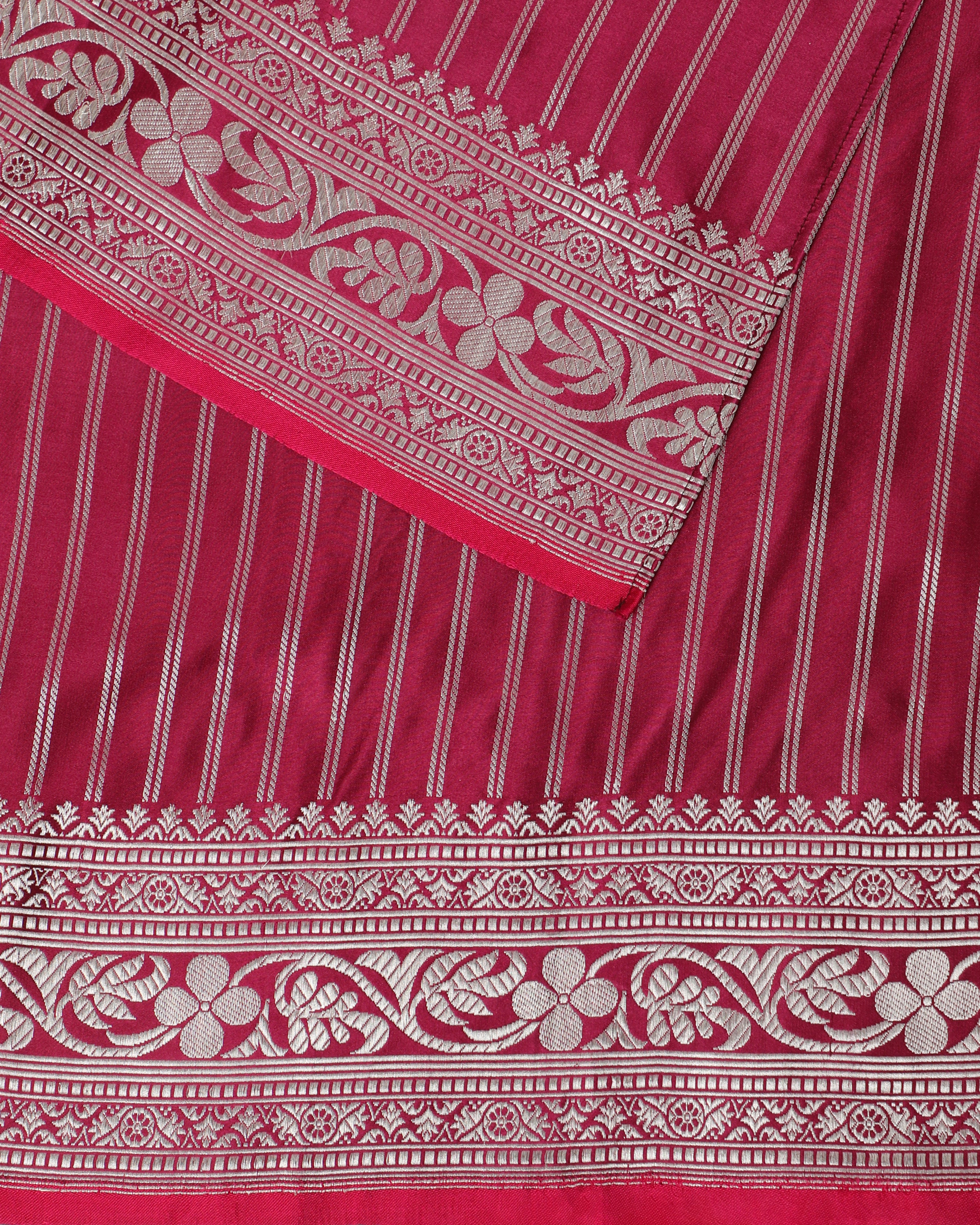 Chameli Tanchoi Silk Saree