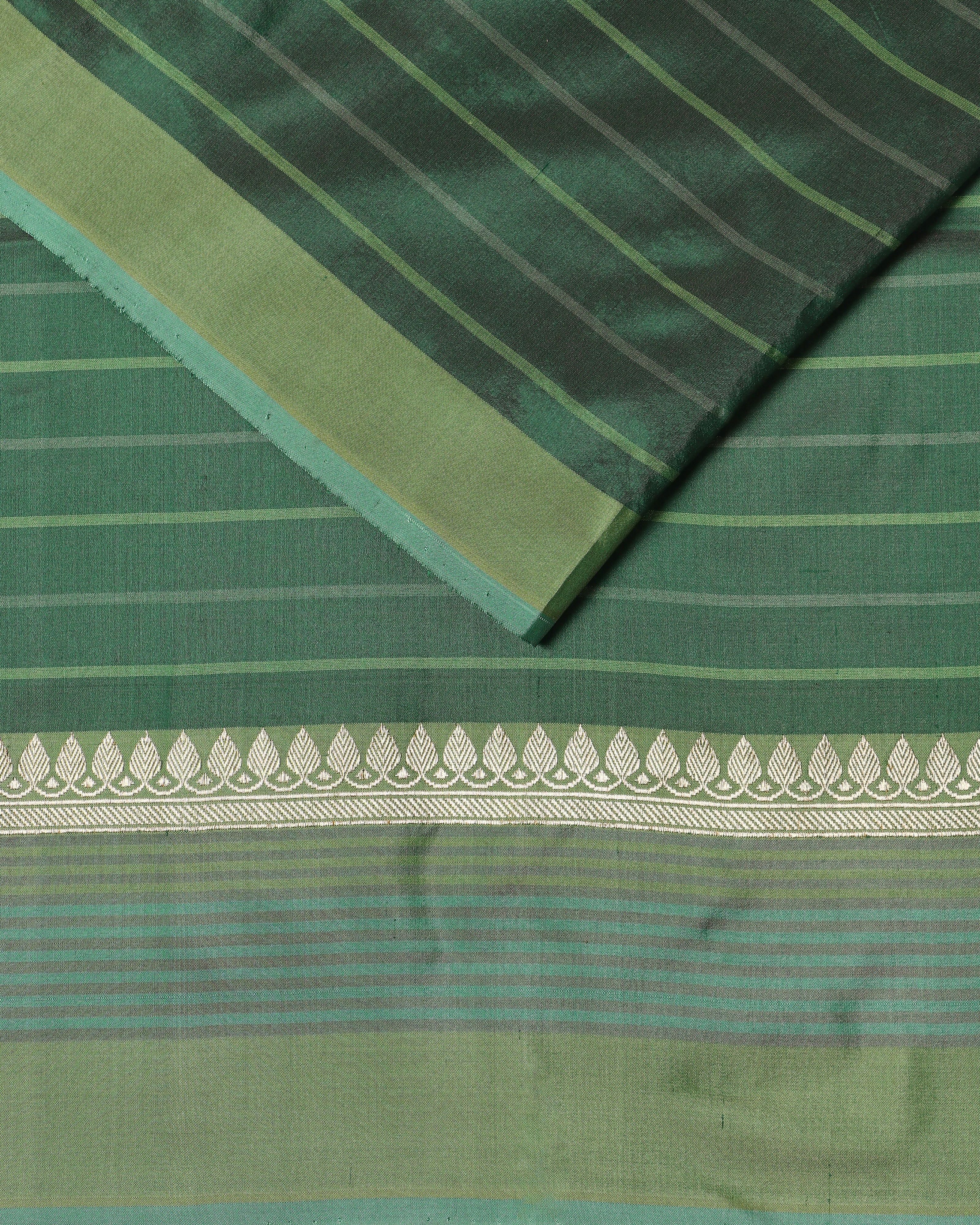 Vallabhi Kadwa Silk Saree