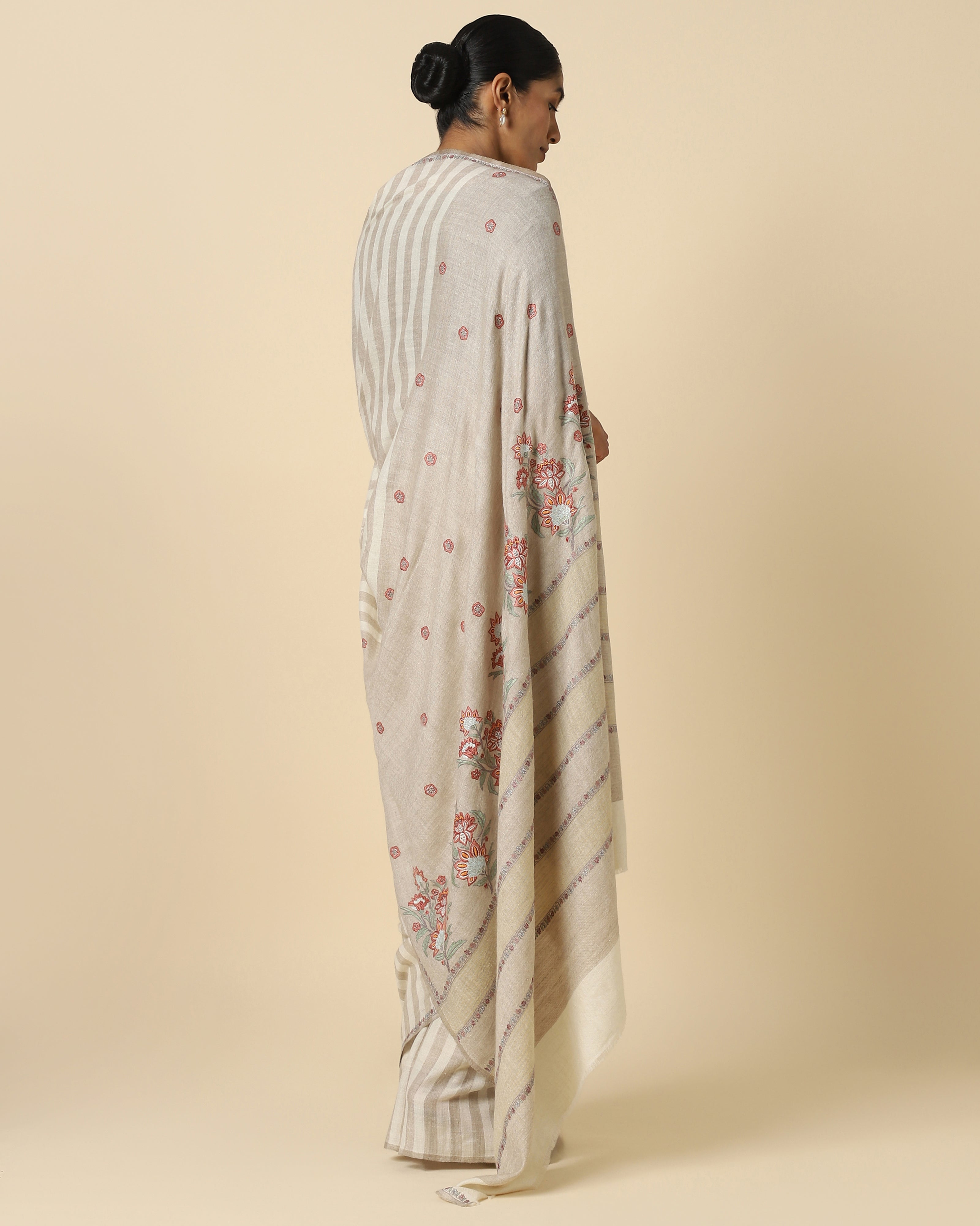 Aria Sozni Embroidery Pashmina Saree