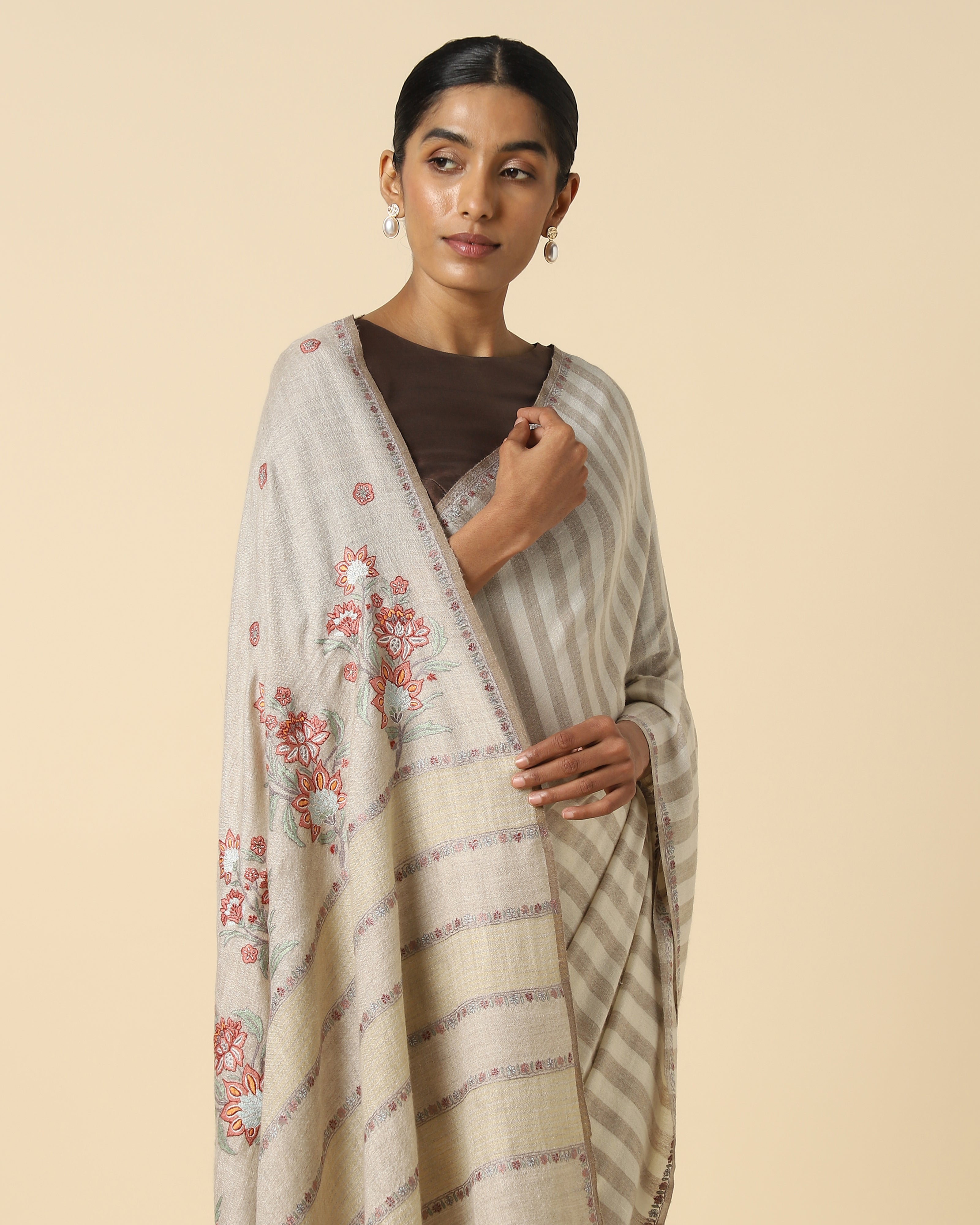 Aria Sozni Embroidery Pashmina Saree