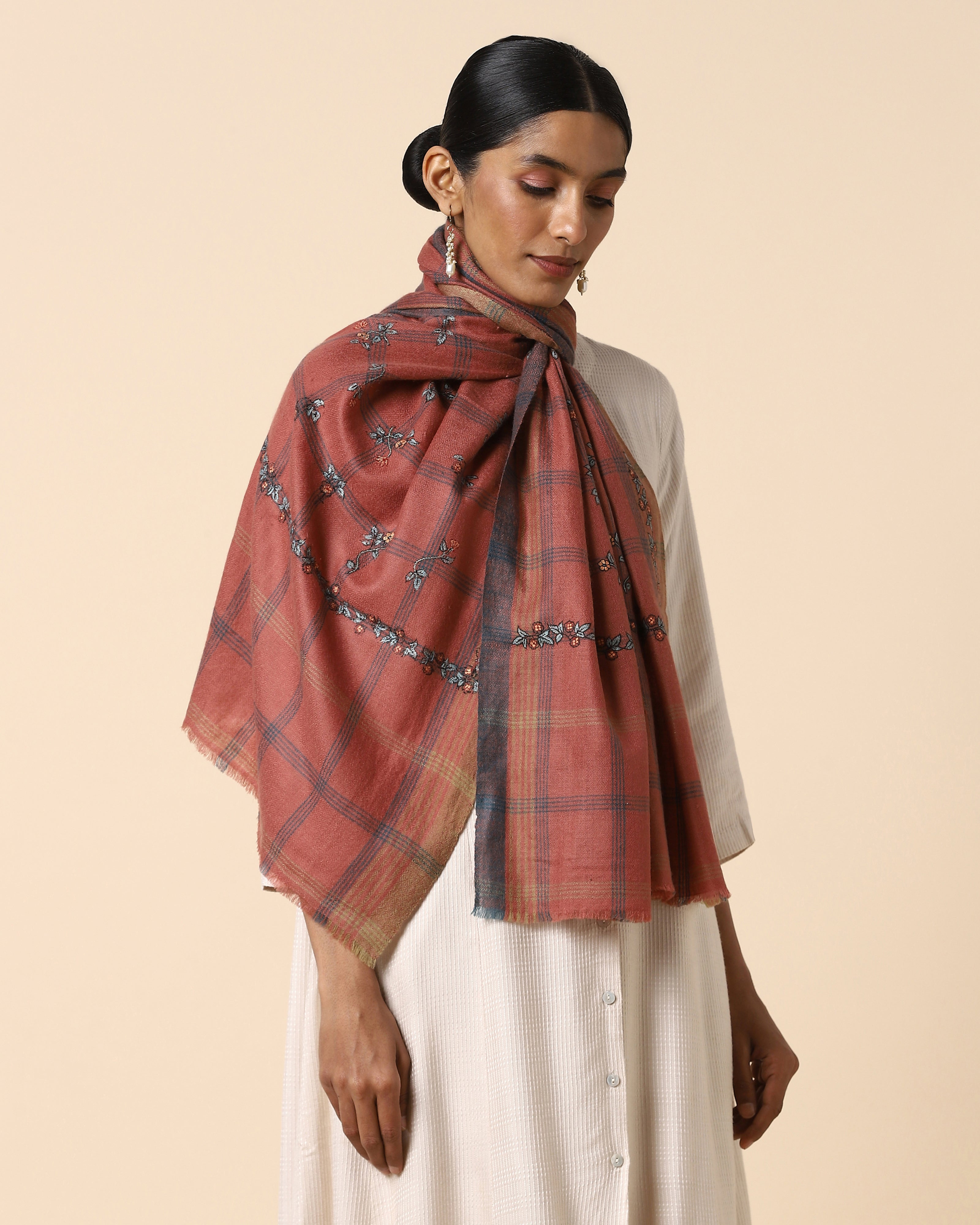 Elyana Kashmir Sozni Embroidery Pashmina Stole