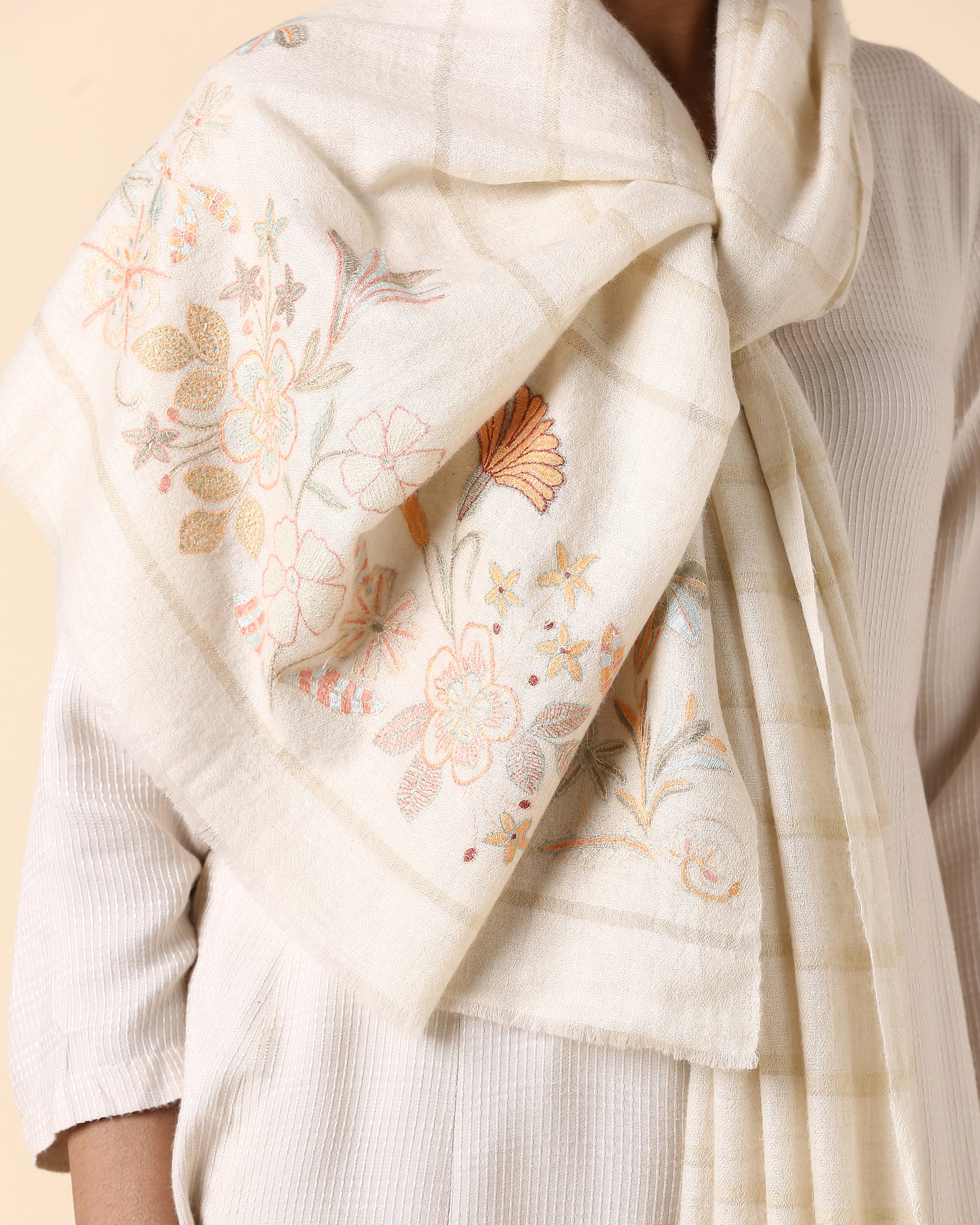 Kaylee Kashmir Sozni Embroidery Pashmina Stole