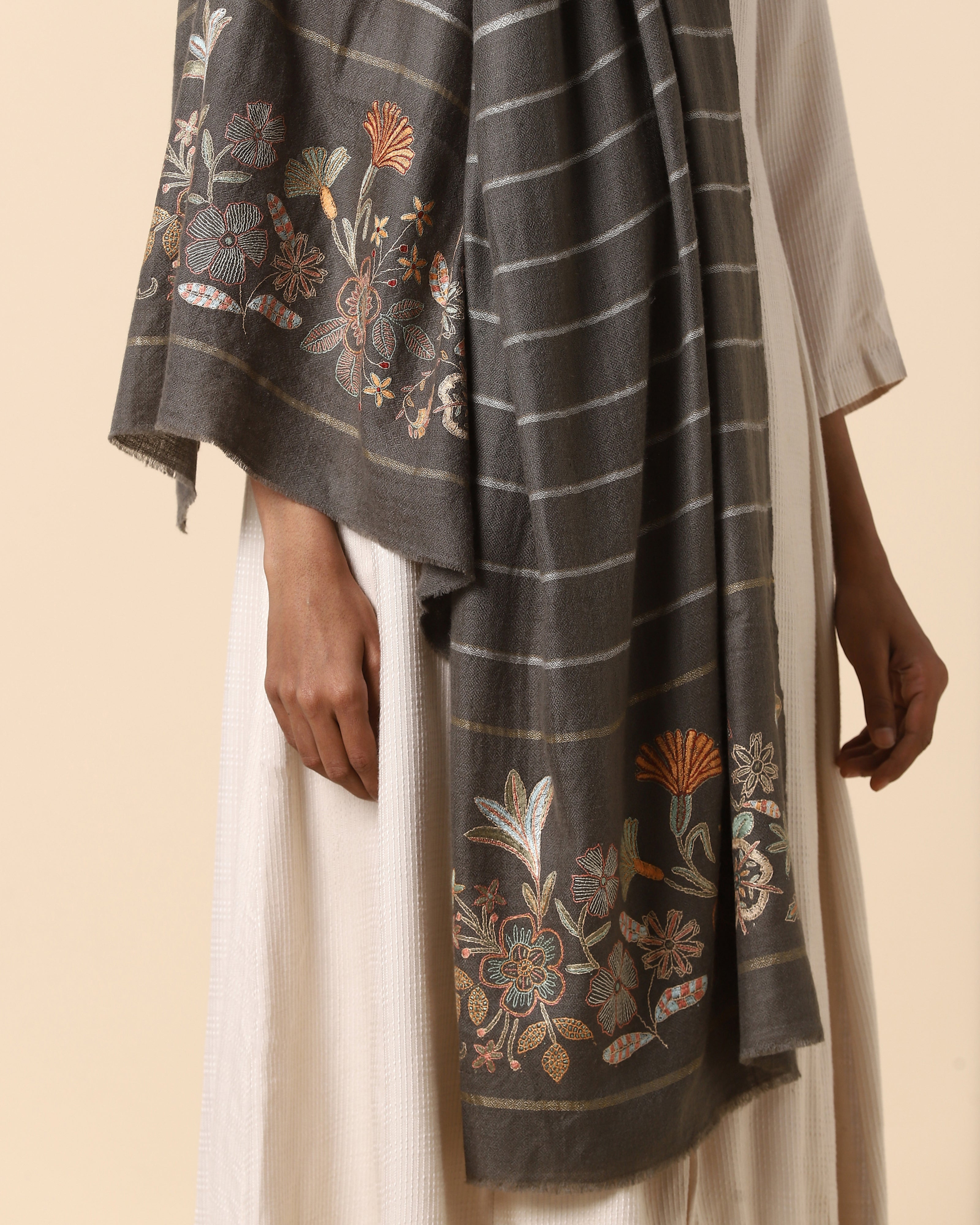 Kaylee Kashmir Sozni Embroidery Pashmina Stole
