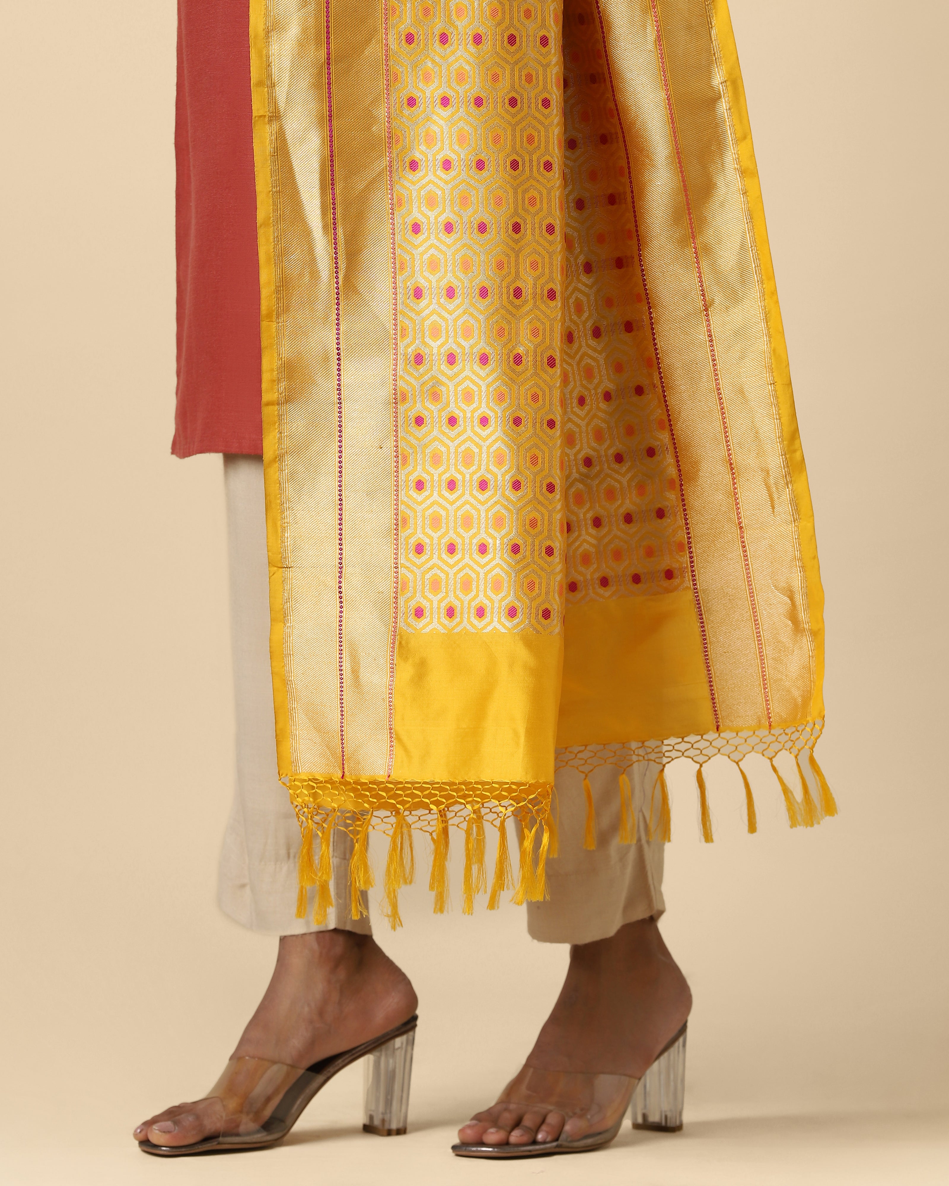 Avnish Banarasi Tanchoi Silk Dupatta