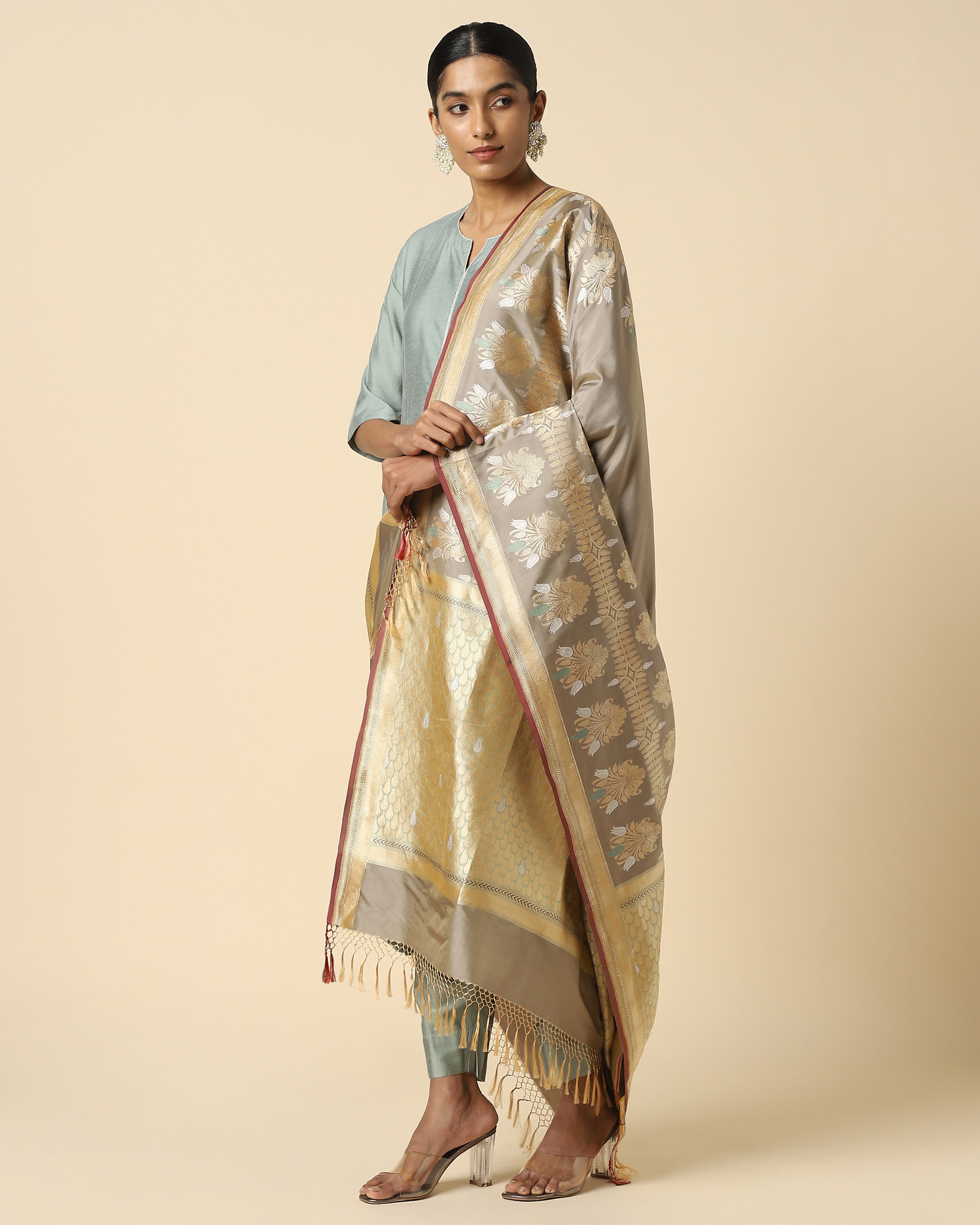 Harlie Kadwa Silk Dupatta