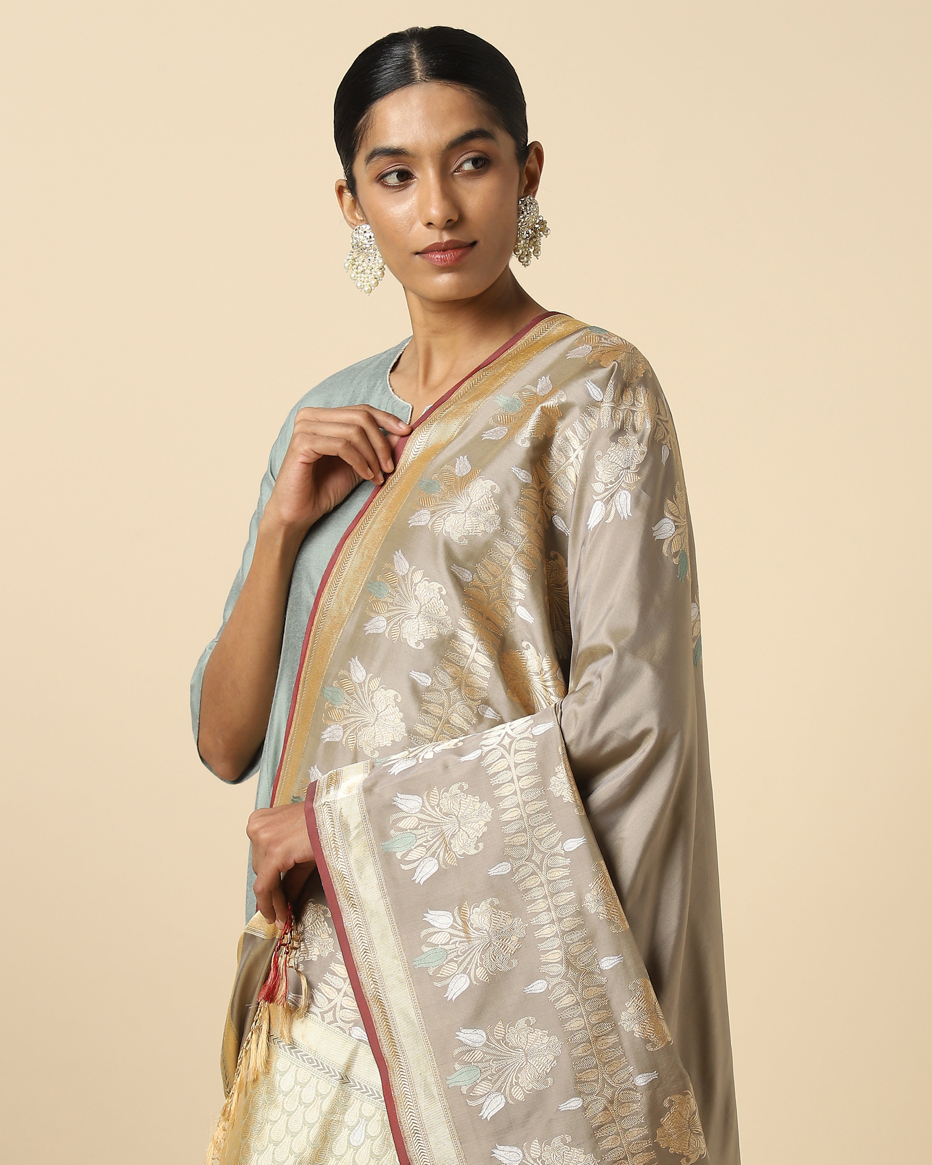 Harlie Kadwa Silk Dupatta