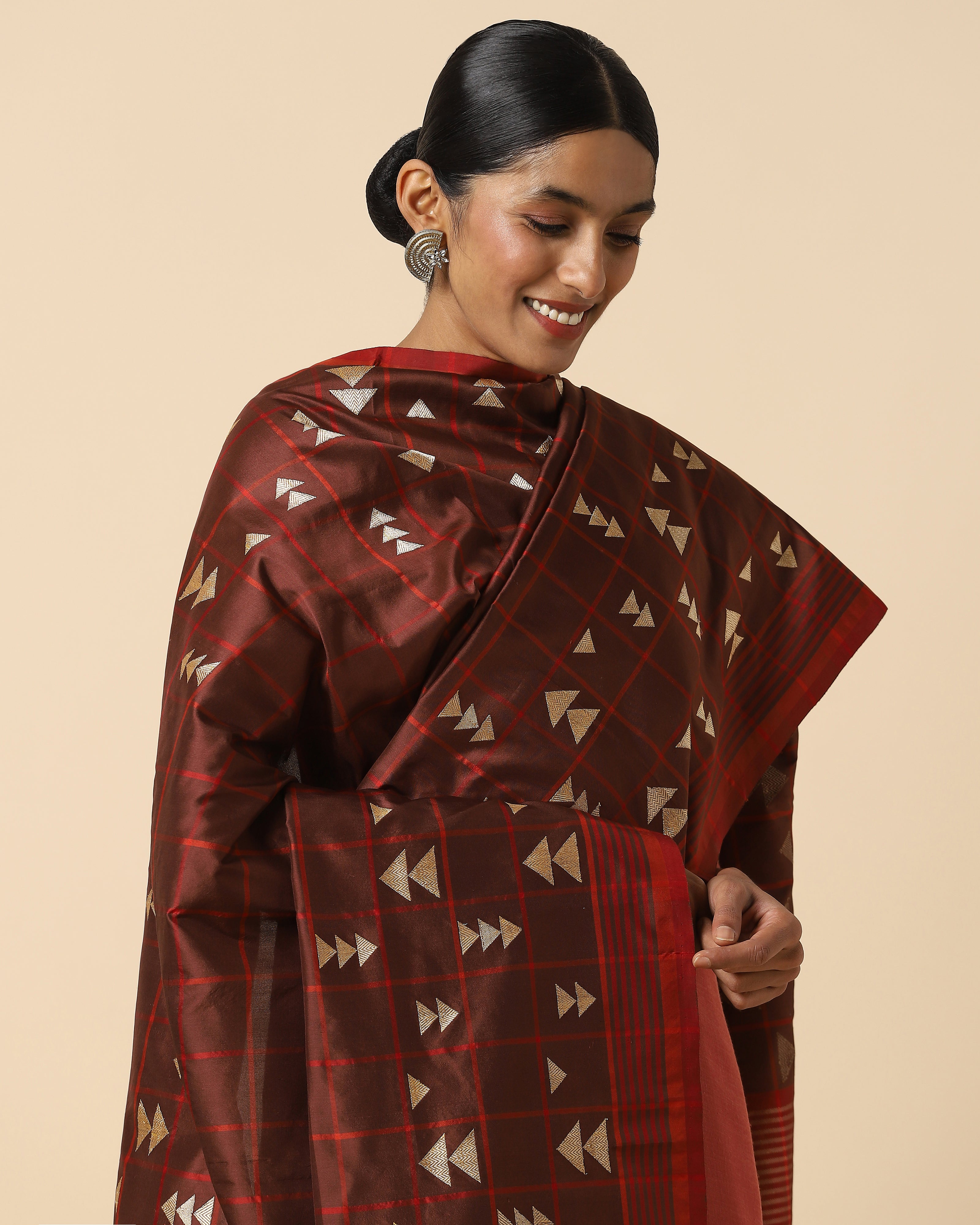 Smruti Kadwa Silk Dupatta