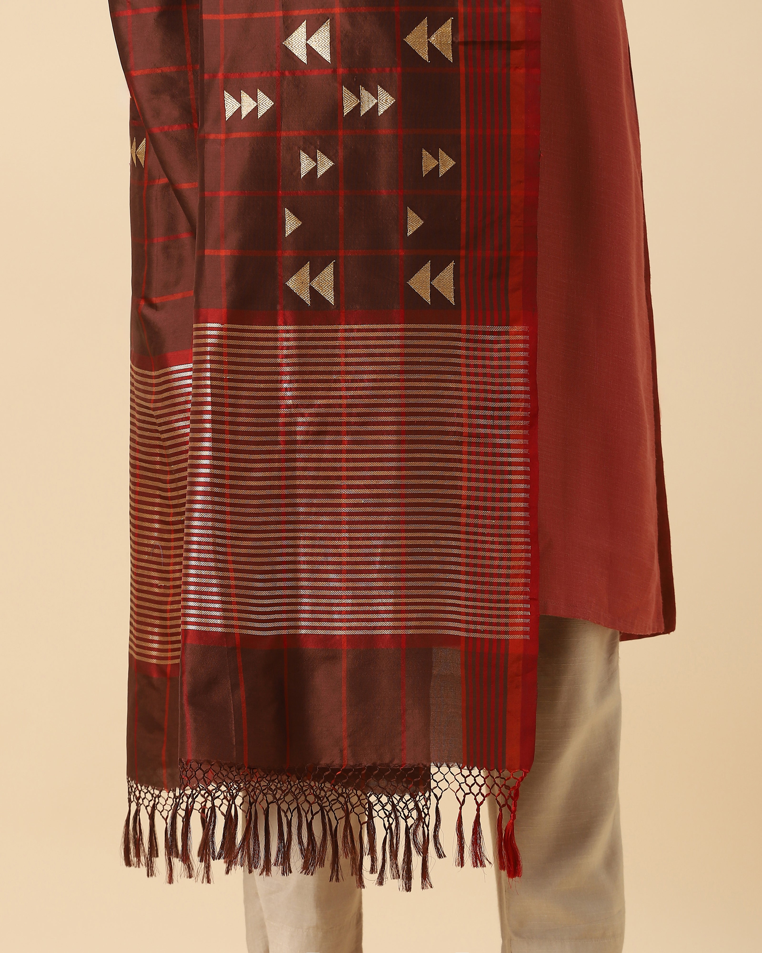 Smruti Kadwa Silk Dupatta