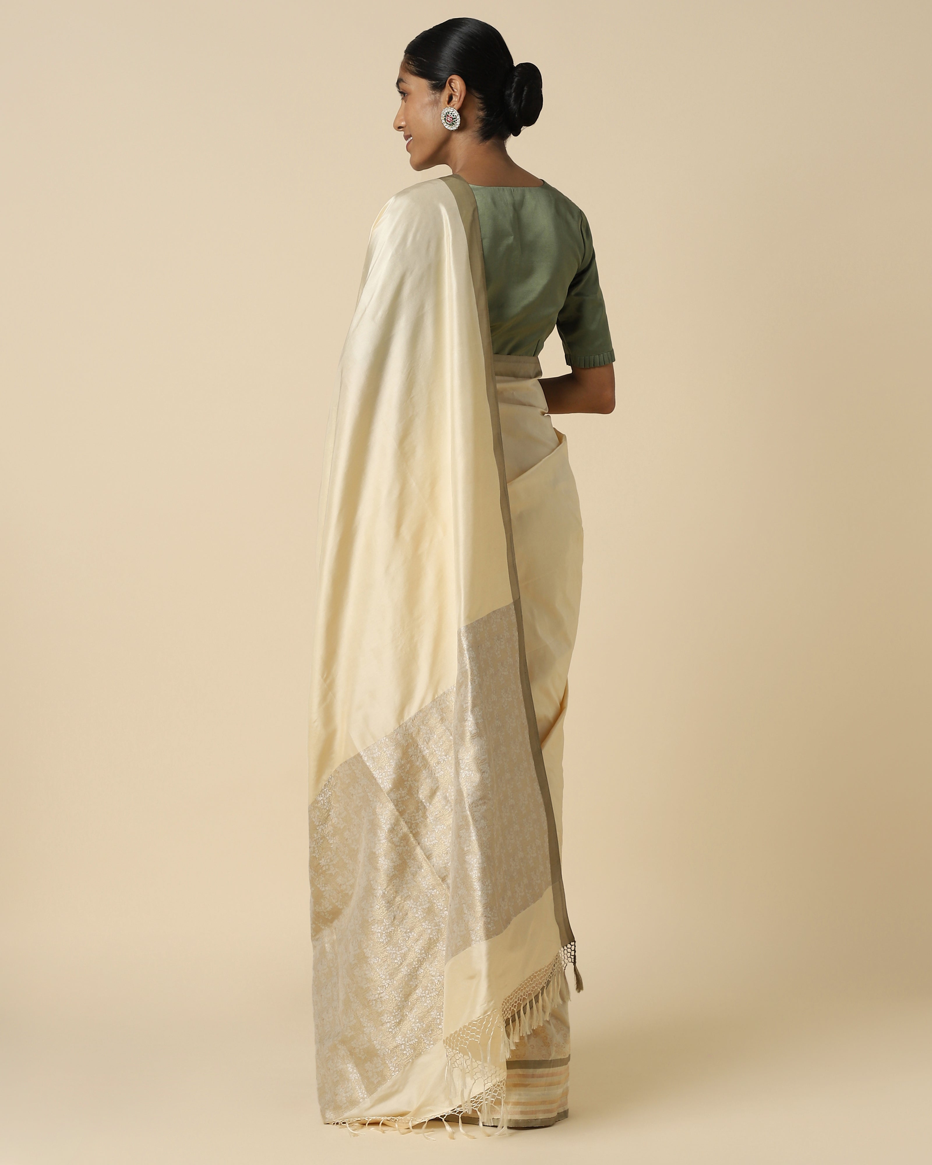 Sridha Powdi Silk Saree