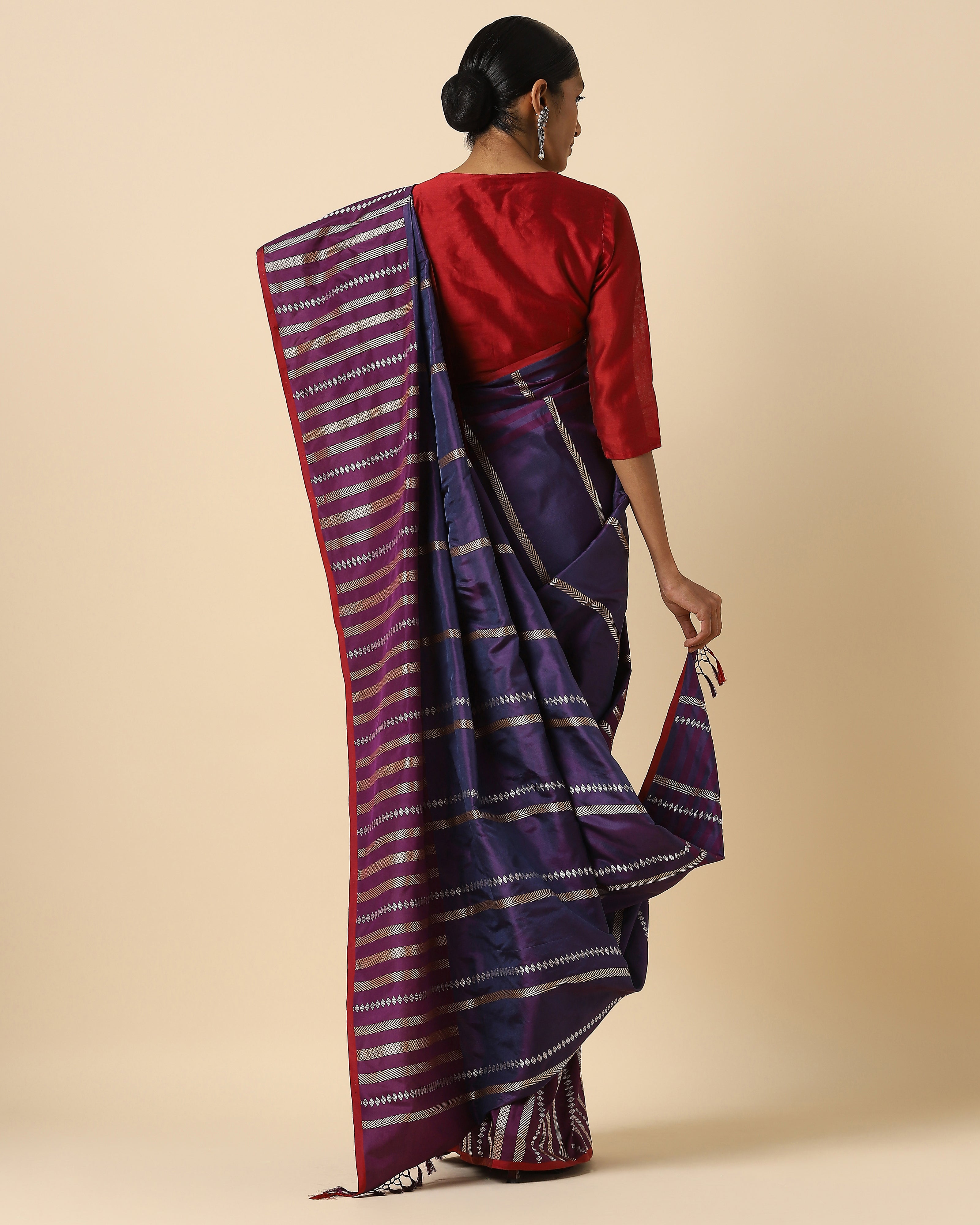 Ivani Kadwa Silk Saree