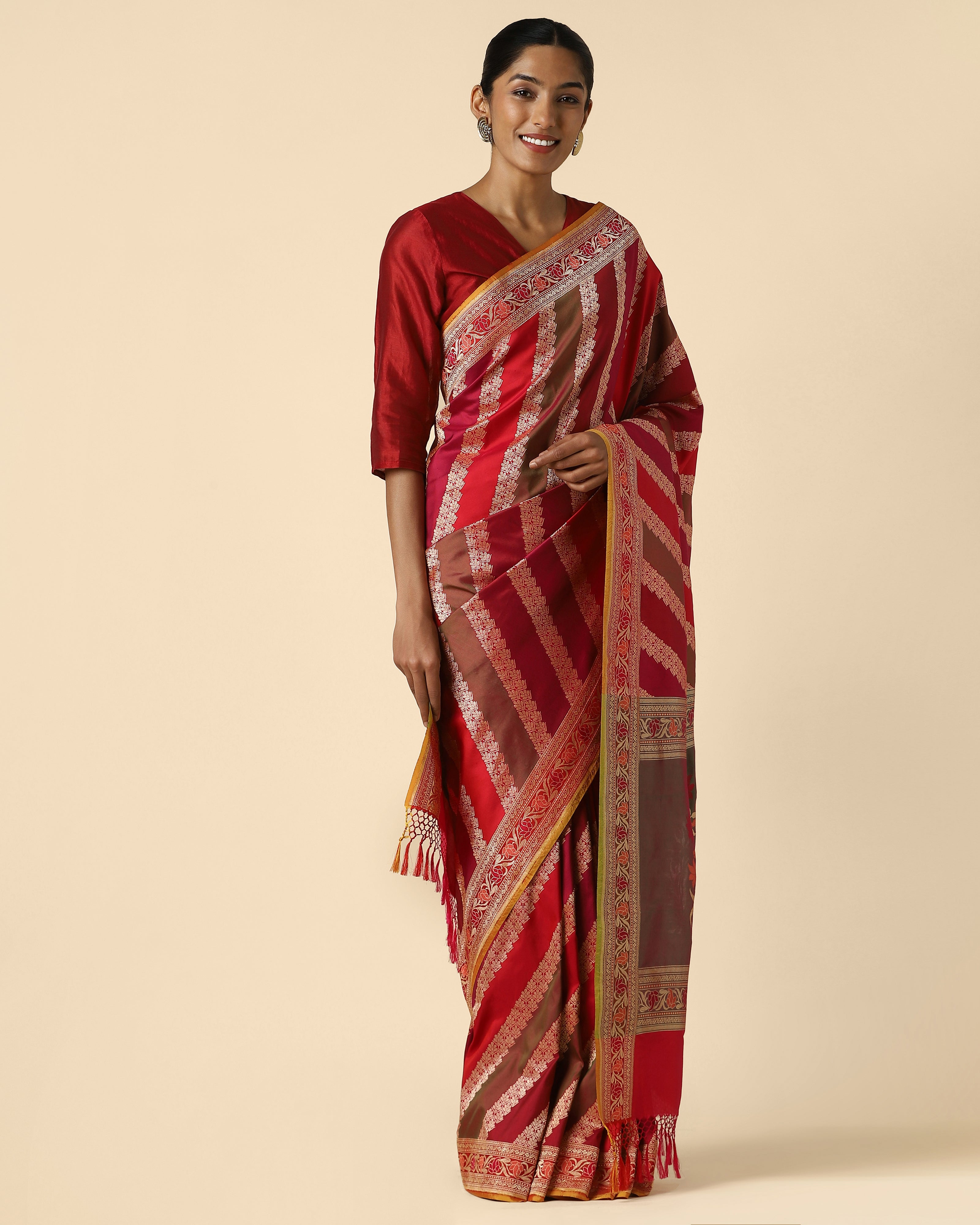 Vivaan Kadwa Silk Saree