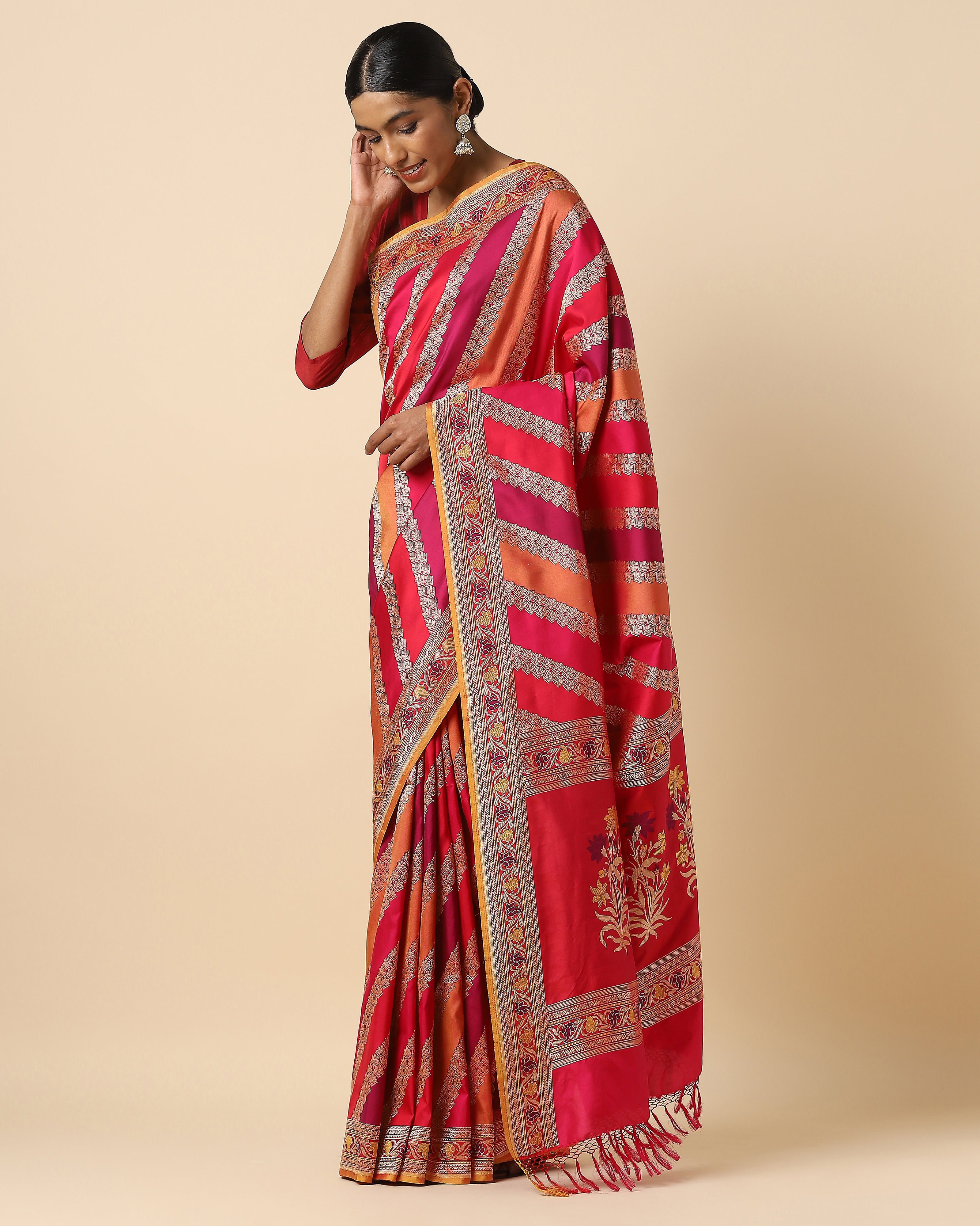 Vivaan Kadwa Silk Saree