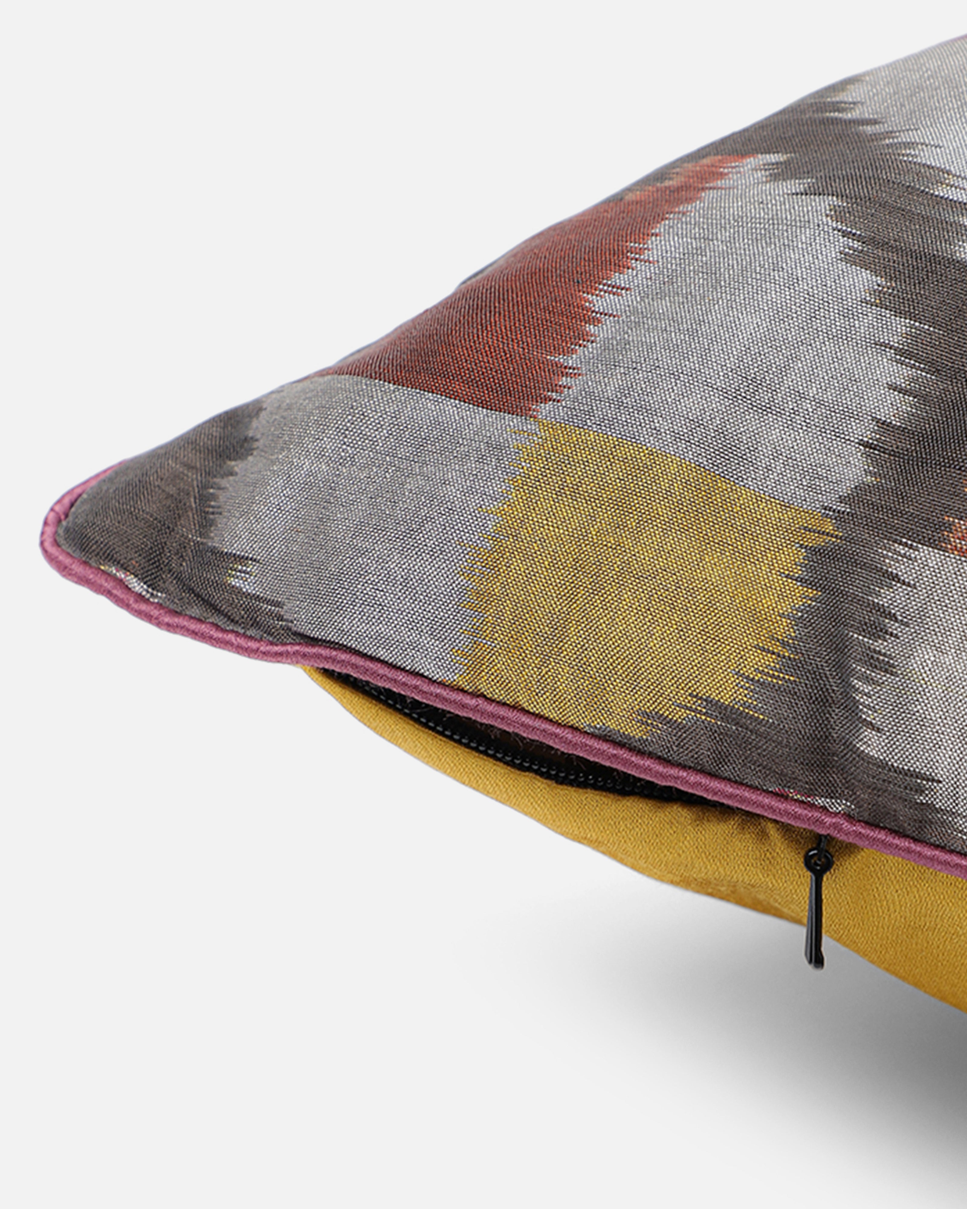 Isotta Weft Ikat Cotton Silk Cushion Cover