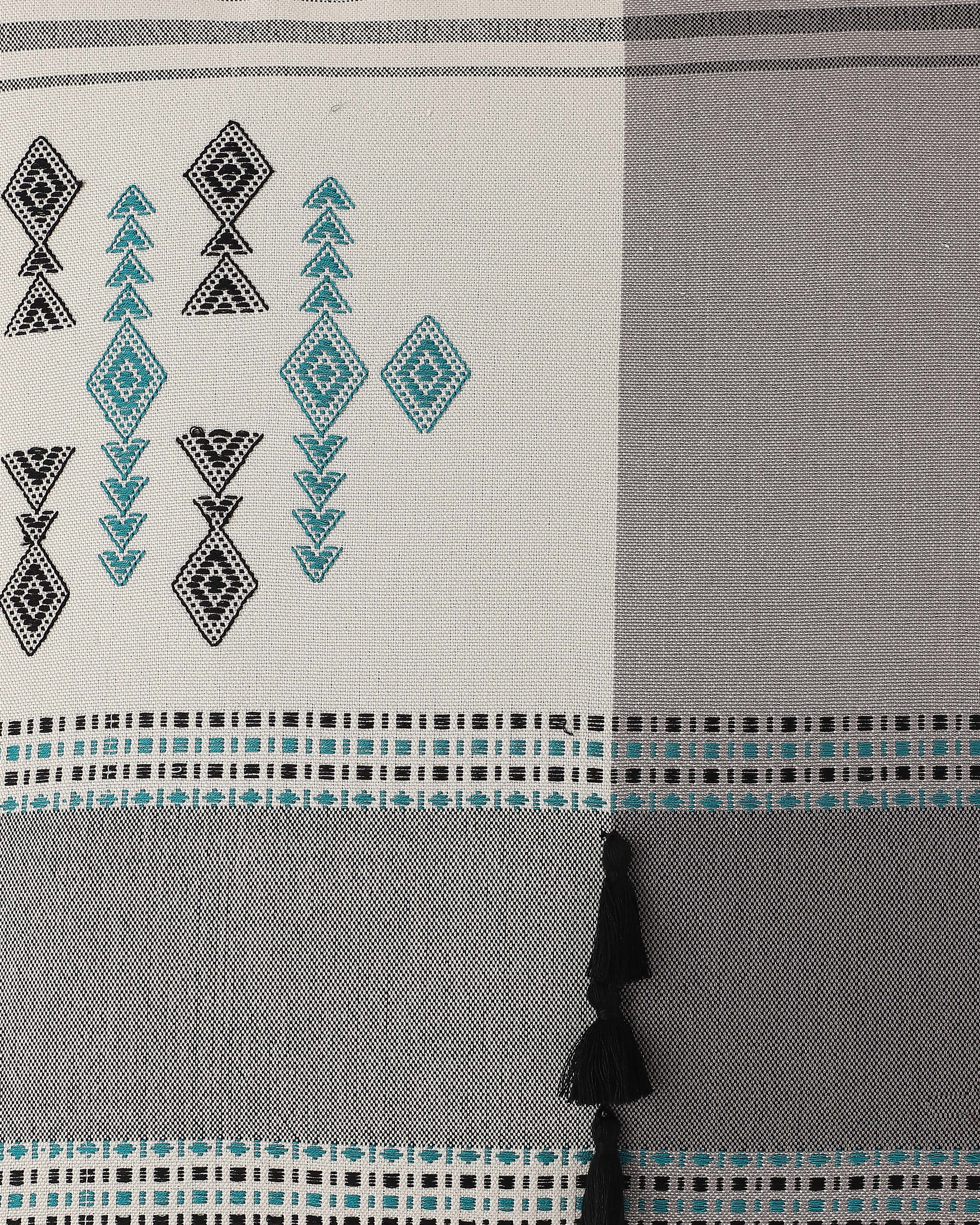 Simmi Bhujodi Extra Weft Cotton Cushion Cover