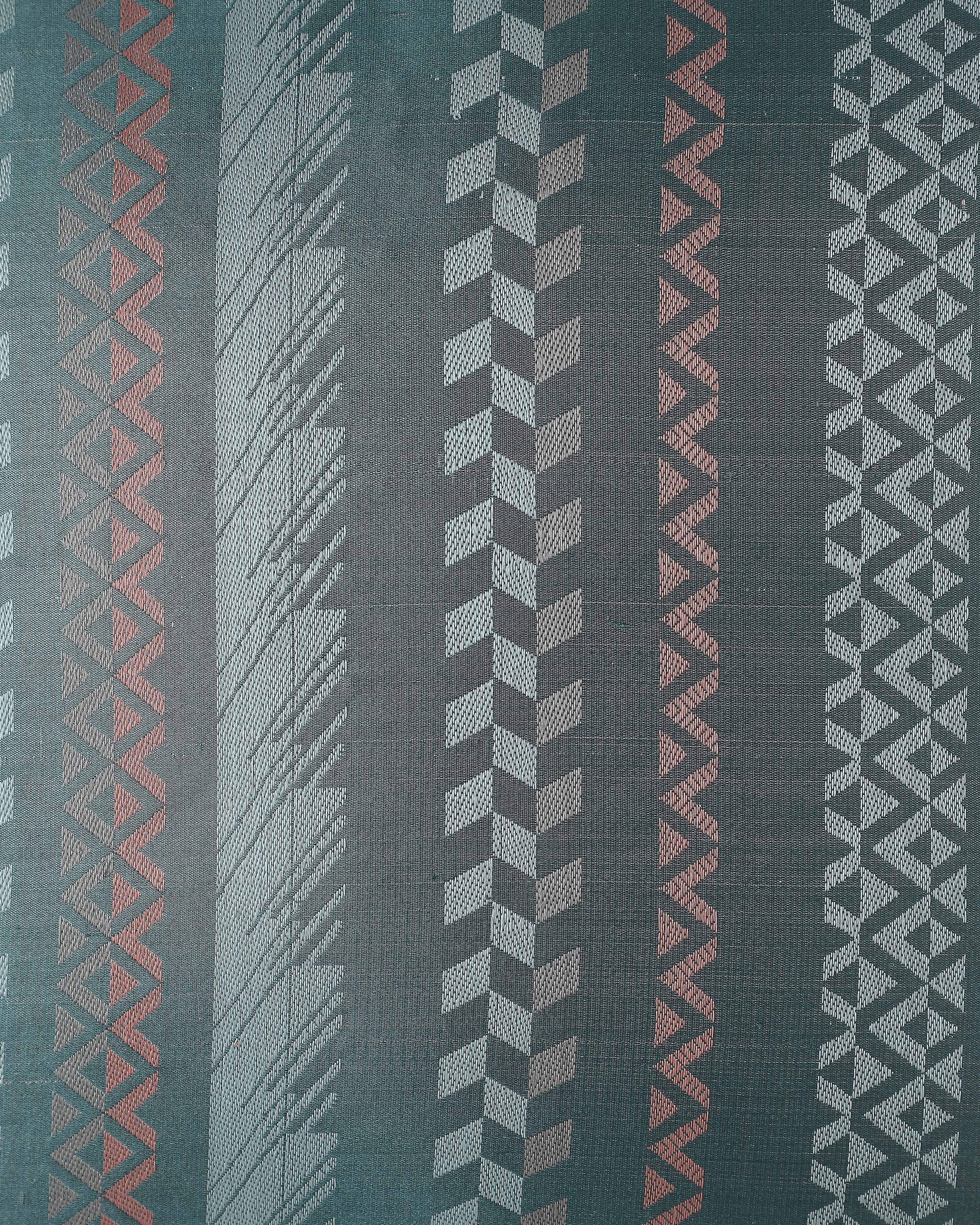 Dhaari Banarasi Tanchoi Silk Cushion Cover