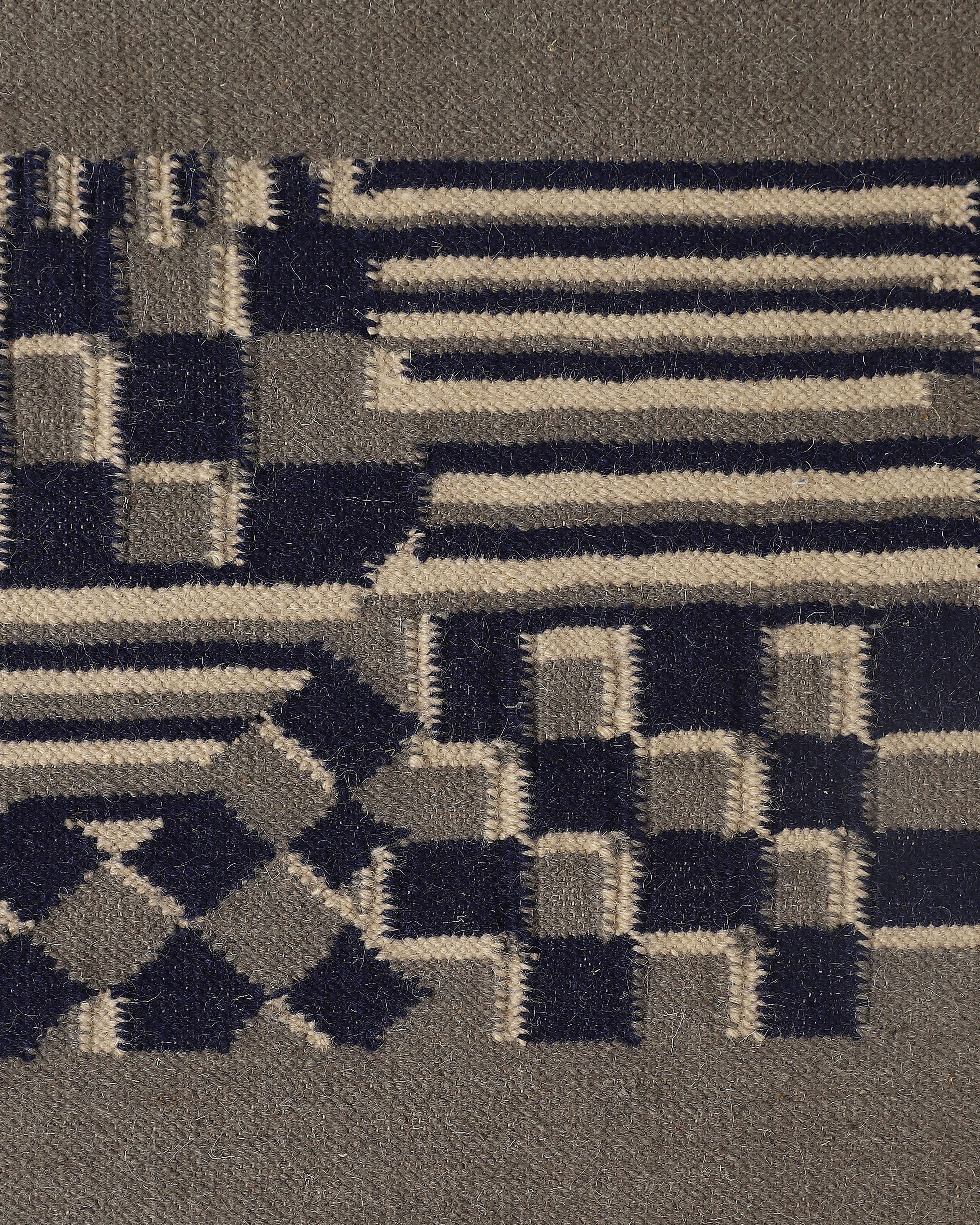 Hidenseek Bhadohi Panja Cotton Wool Rug