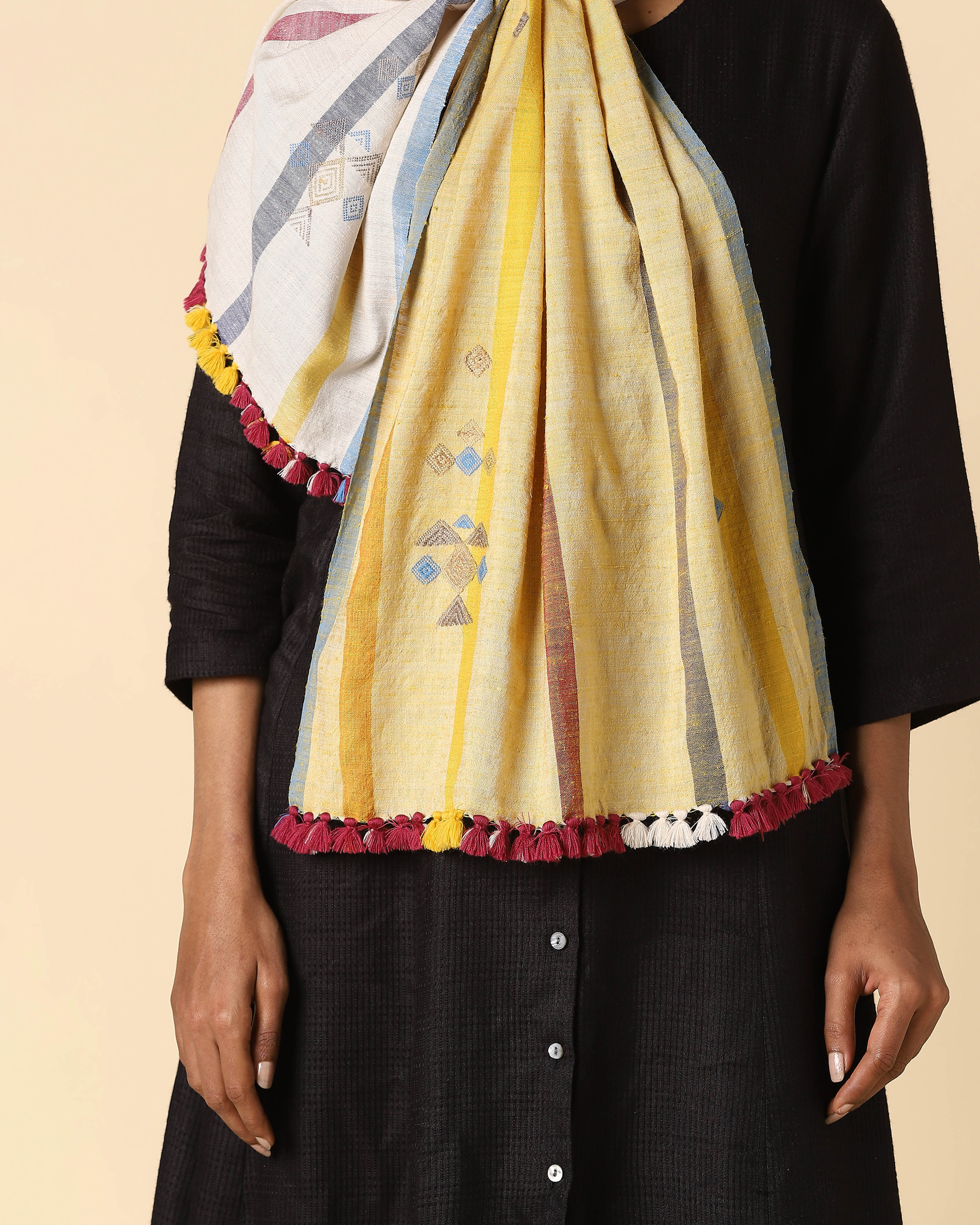 Rola Bhujodi Extra Weft Wool Silk Stole