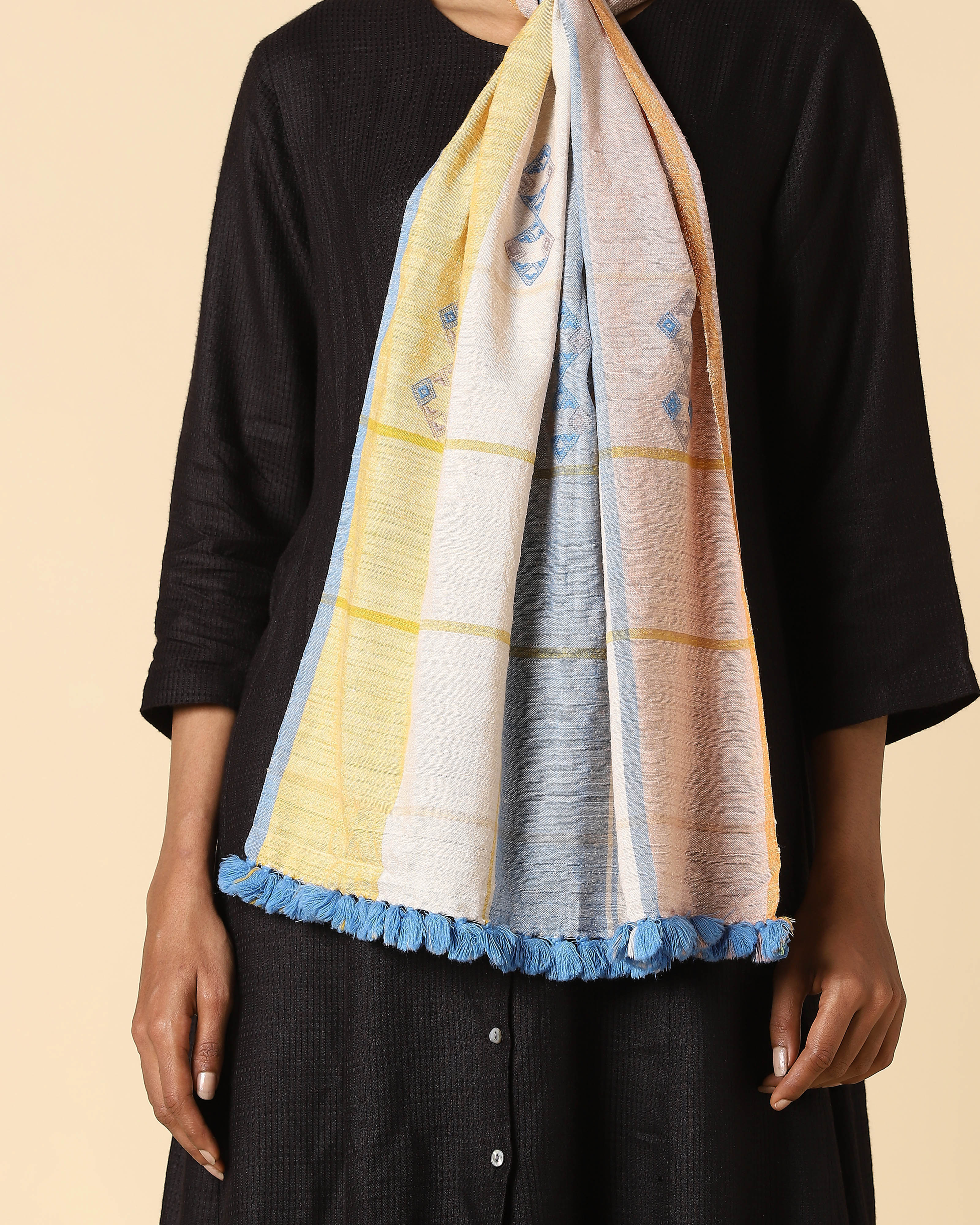 Roli Bhujodi Extra Weft Wool Silk Stole