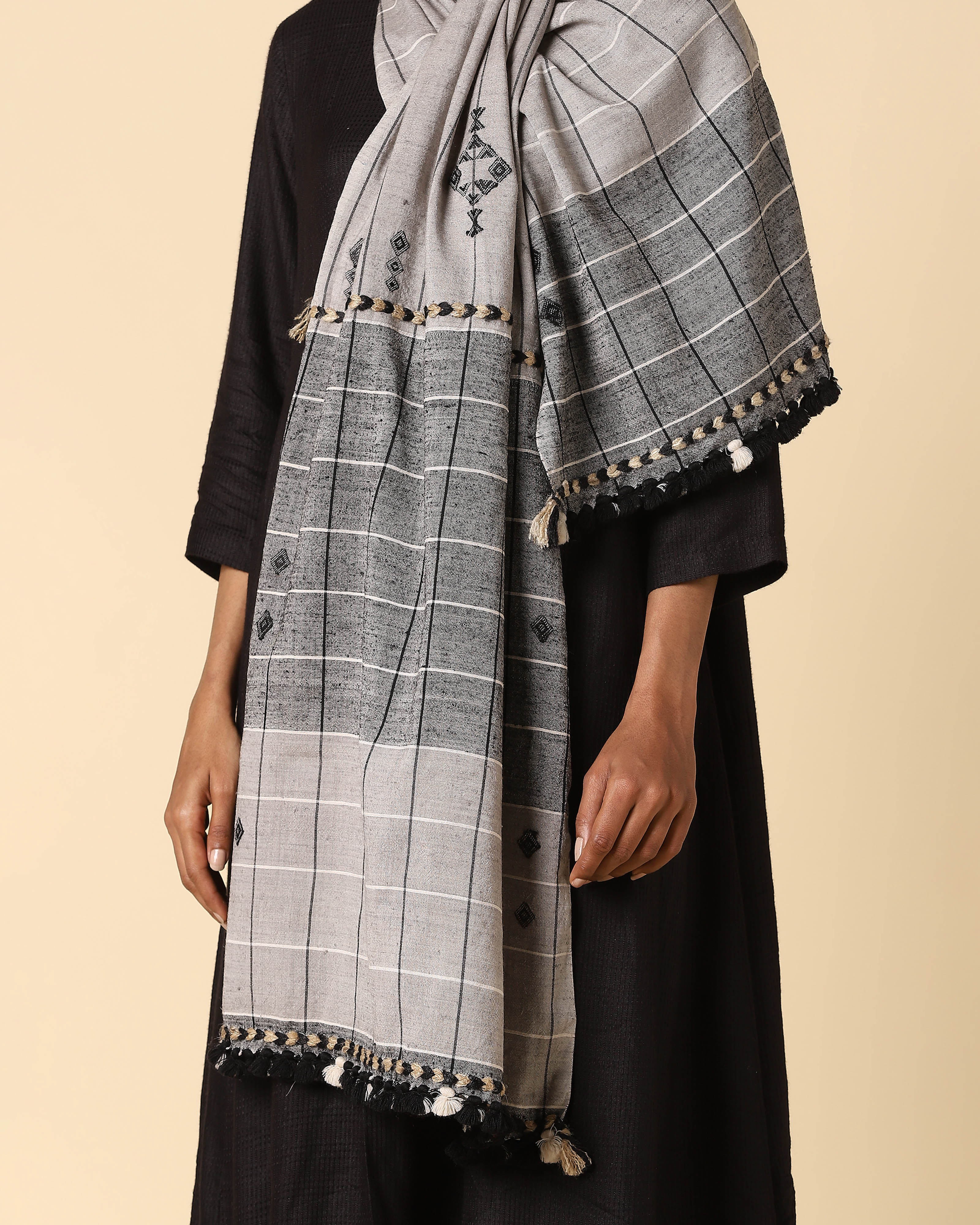 Pia Bhujodi Extra Weft Wool Silk Stole