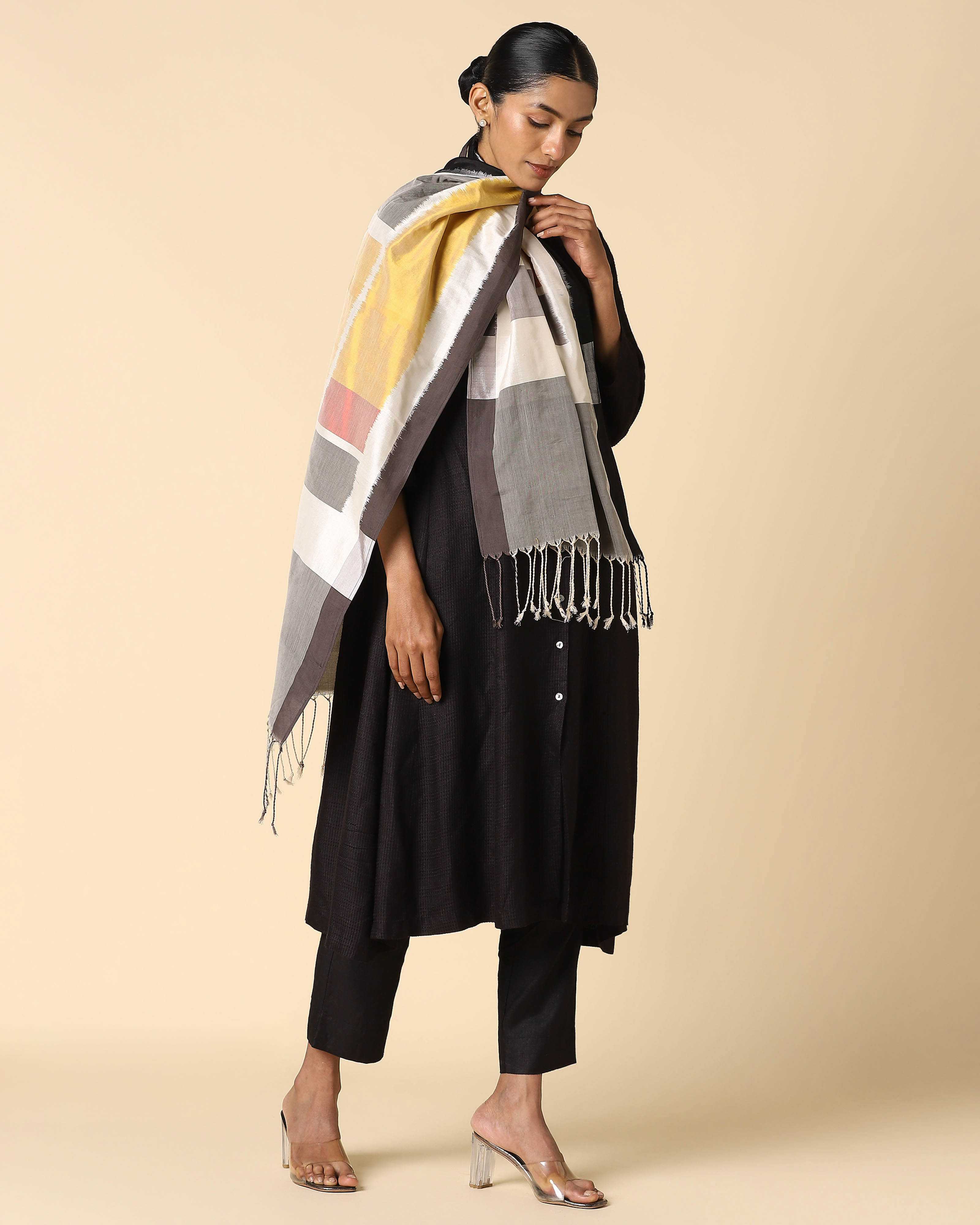 Fenetre Pochampally Weft Ikat Cotton Silk Stole