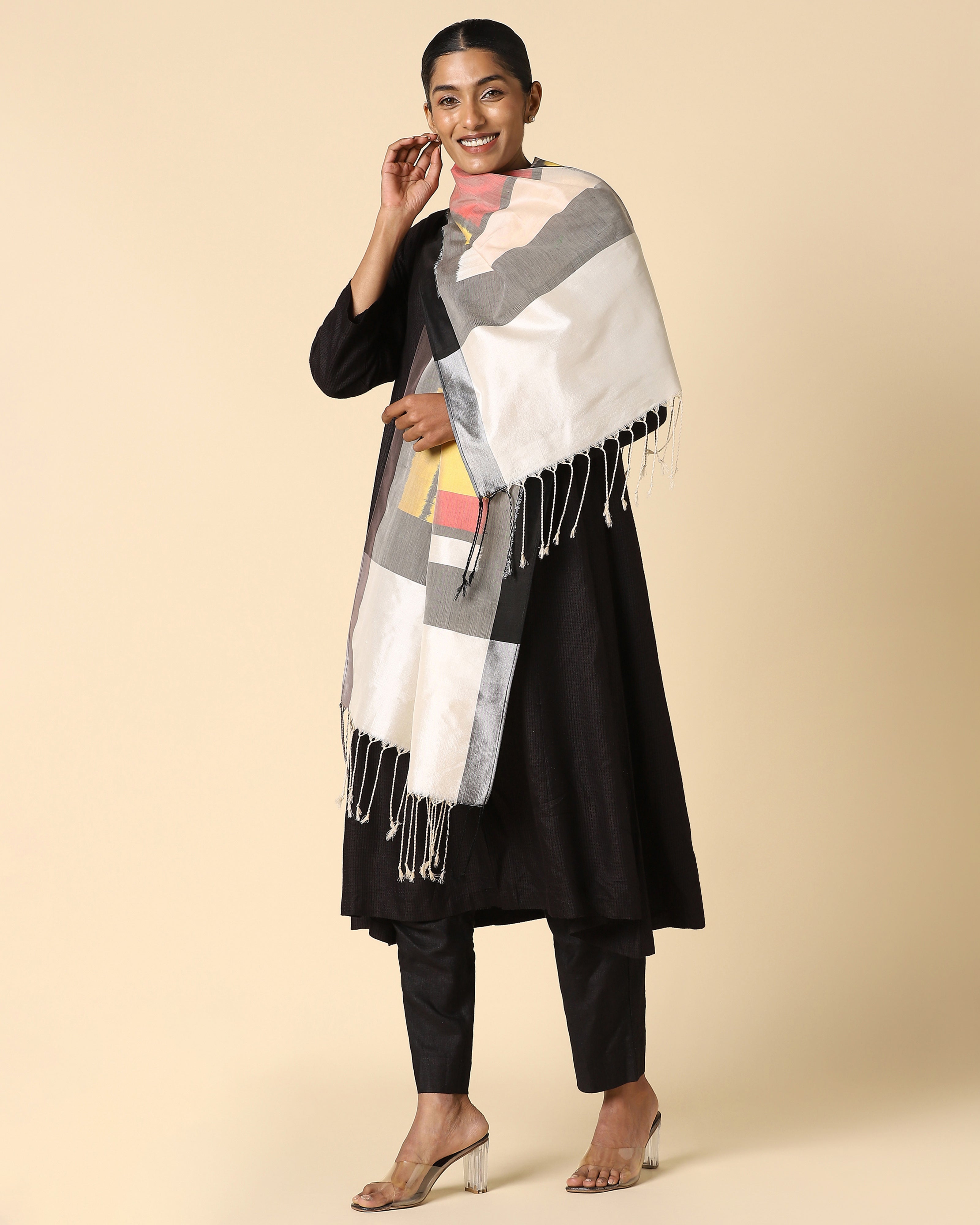 Fenetre Pochampally Weft Ikat Cotton Silk Stole
