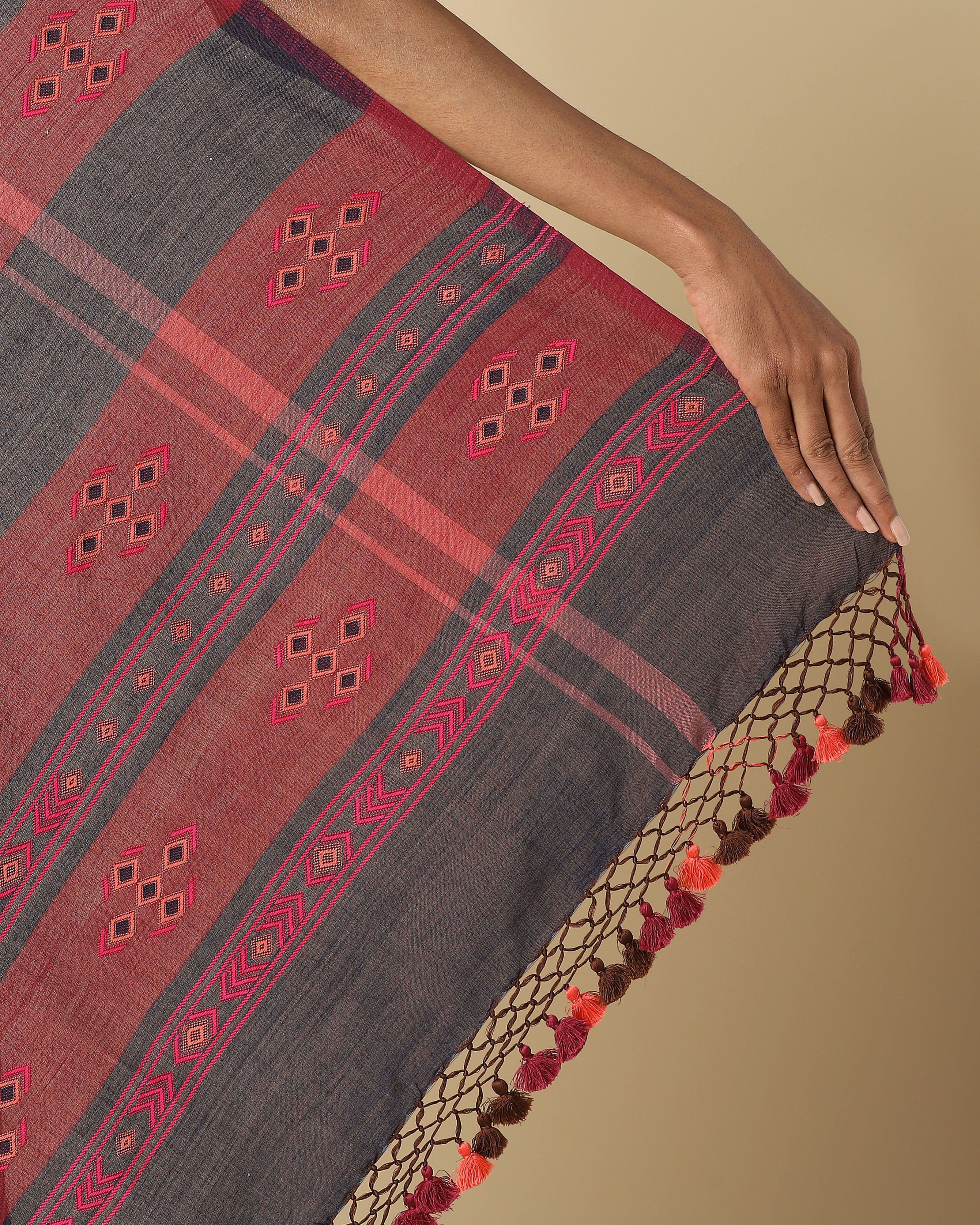 Maitri Bhujodi Extra Weft Cotton Saree