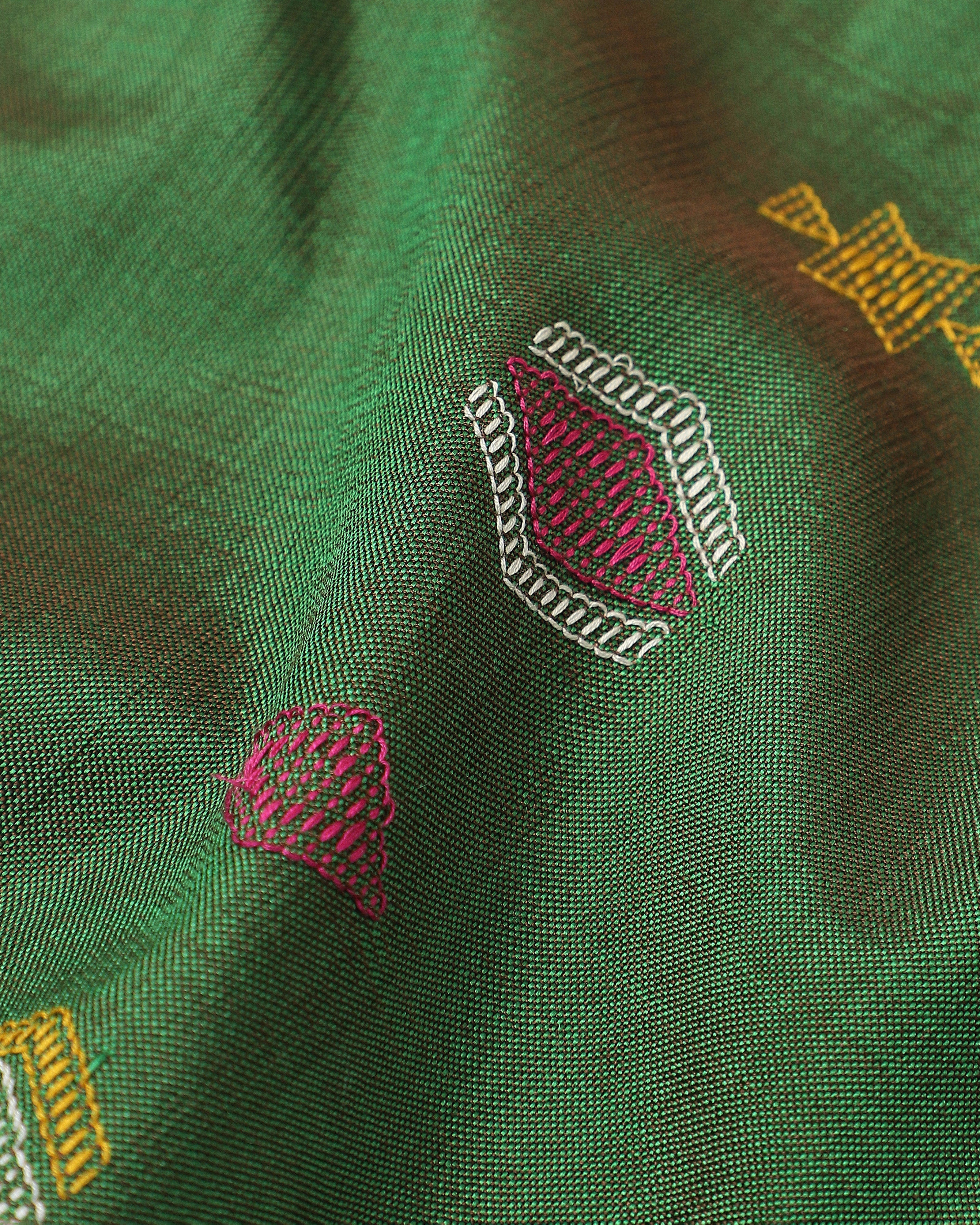 Dakshi Bhujodi Extra Weft Cotton Silk Saree