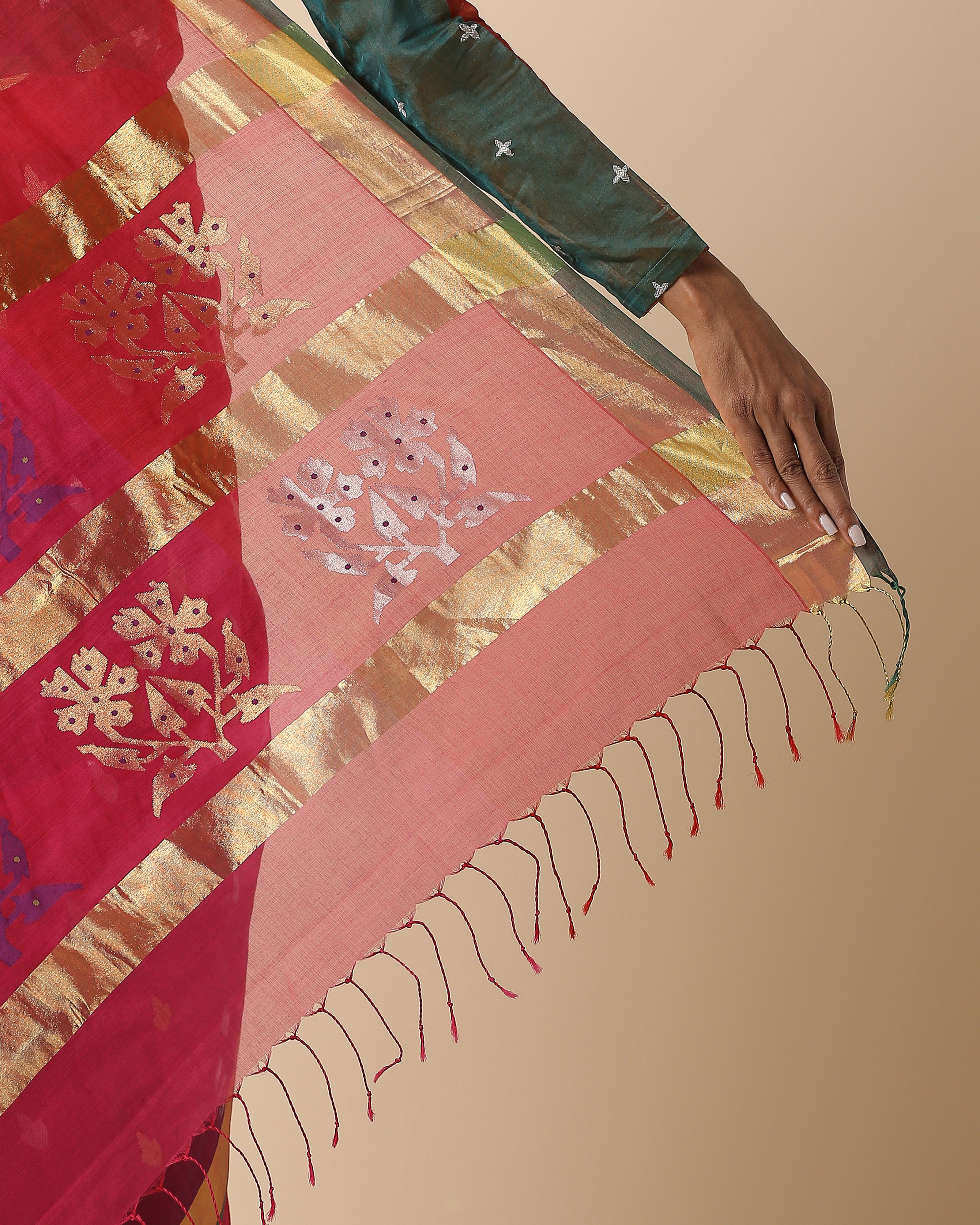 Yalini Venkatagiri Jamdani Cotton Saree