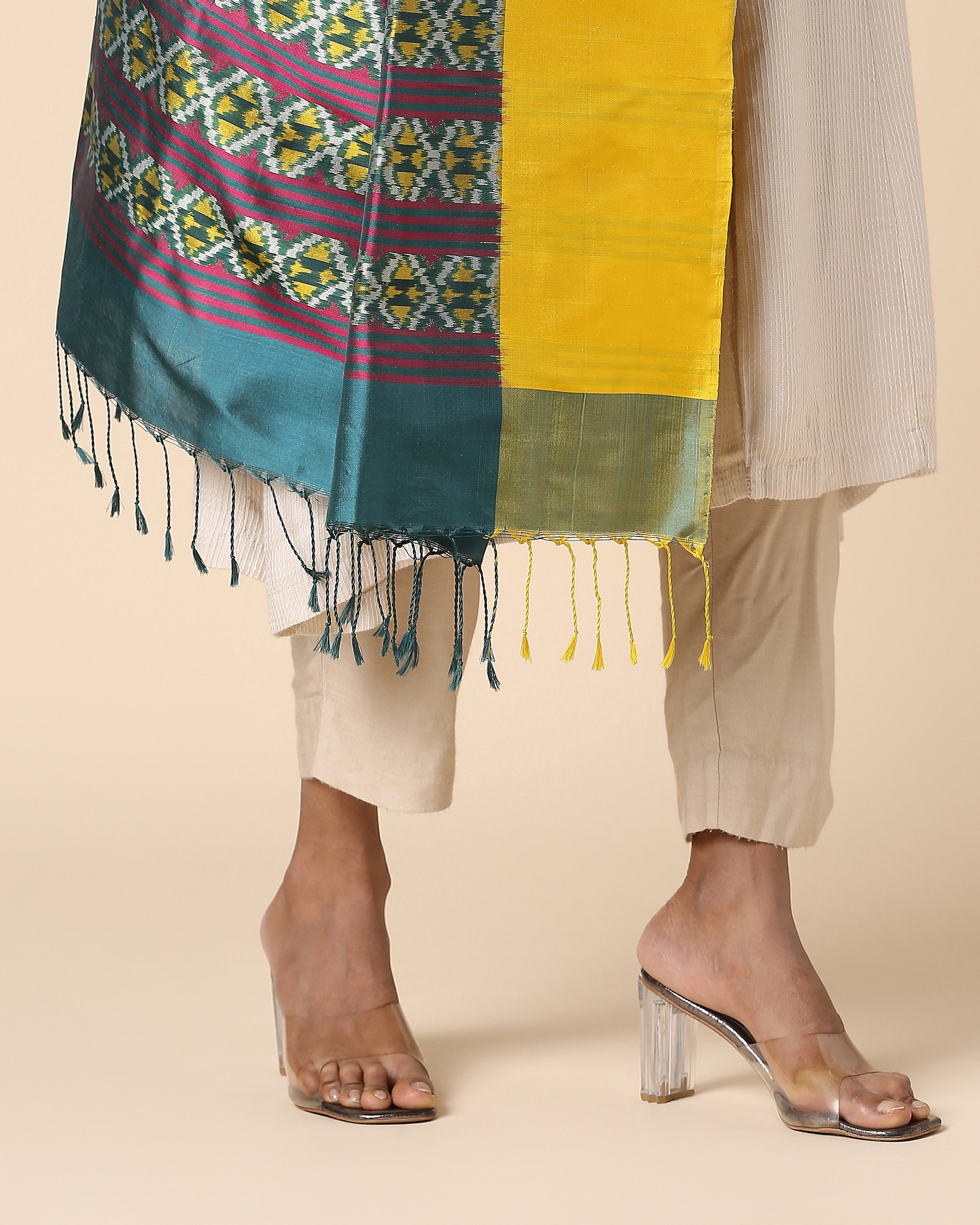 Ezri Pochampally Weft Ikat Silk Dupatta