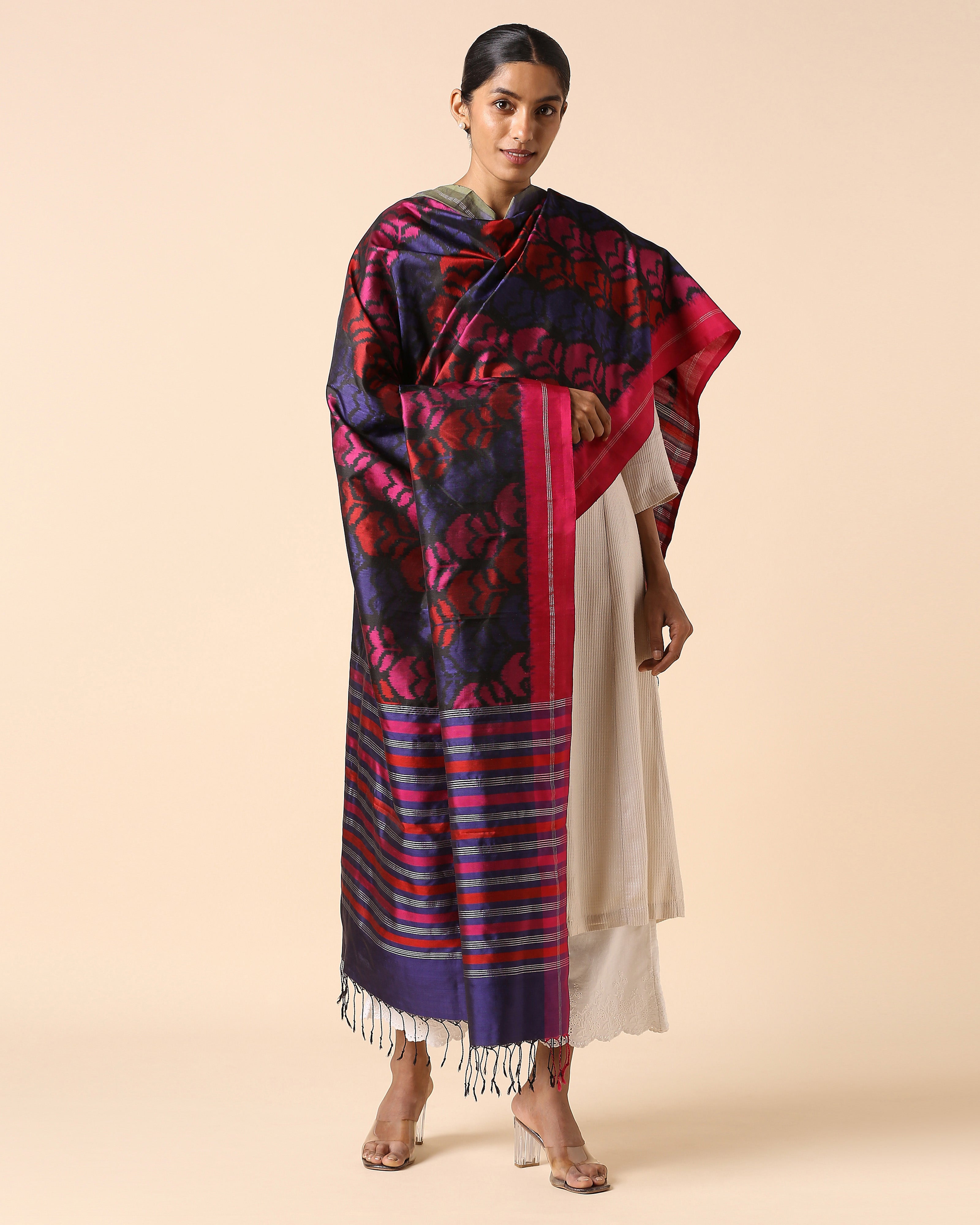 Thiya Pochampally Weft Ikat Silk Dupatta