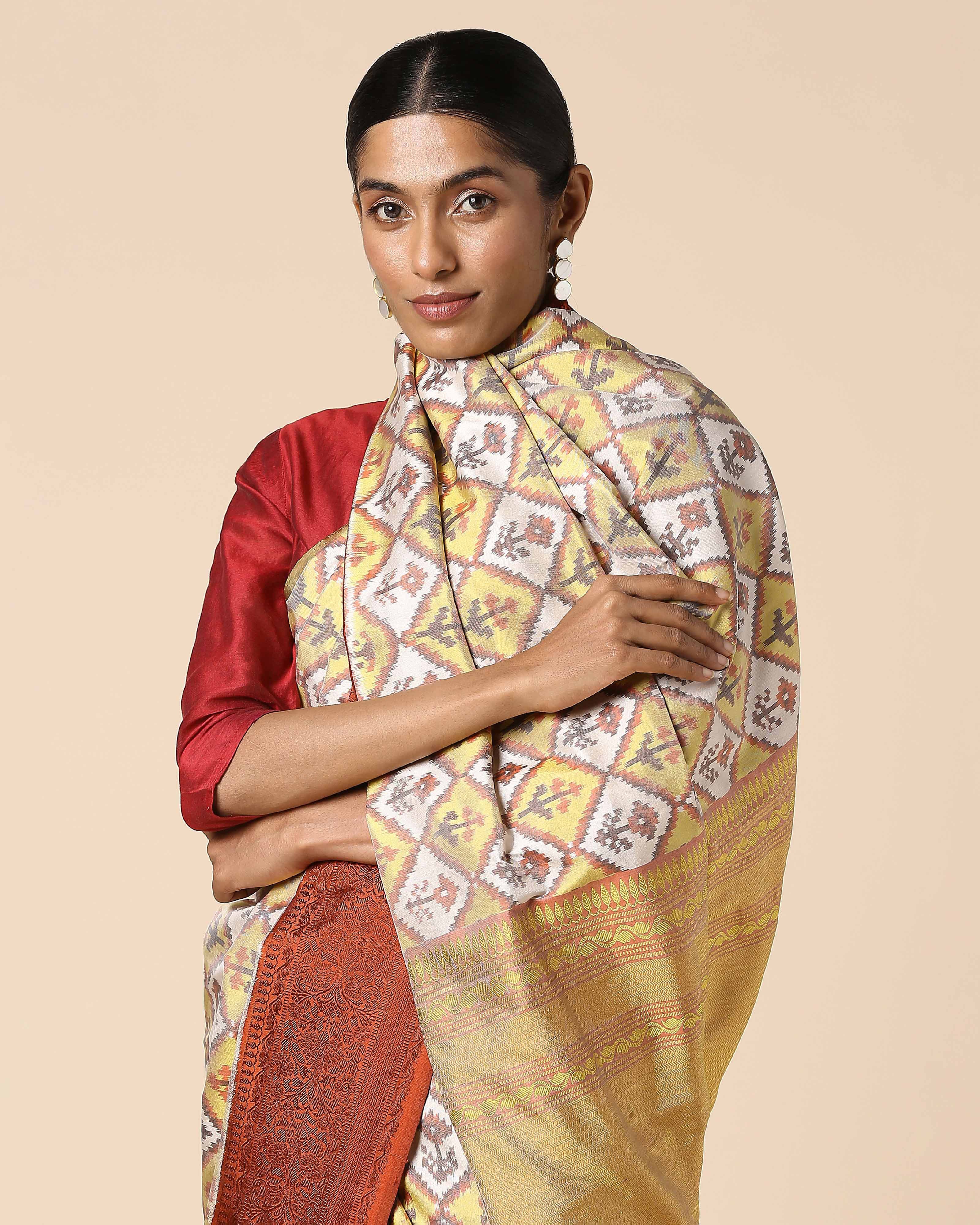 Minda Pochampally Weft Ikat Silk Saree