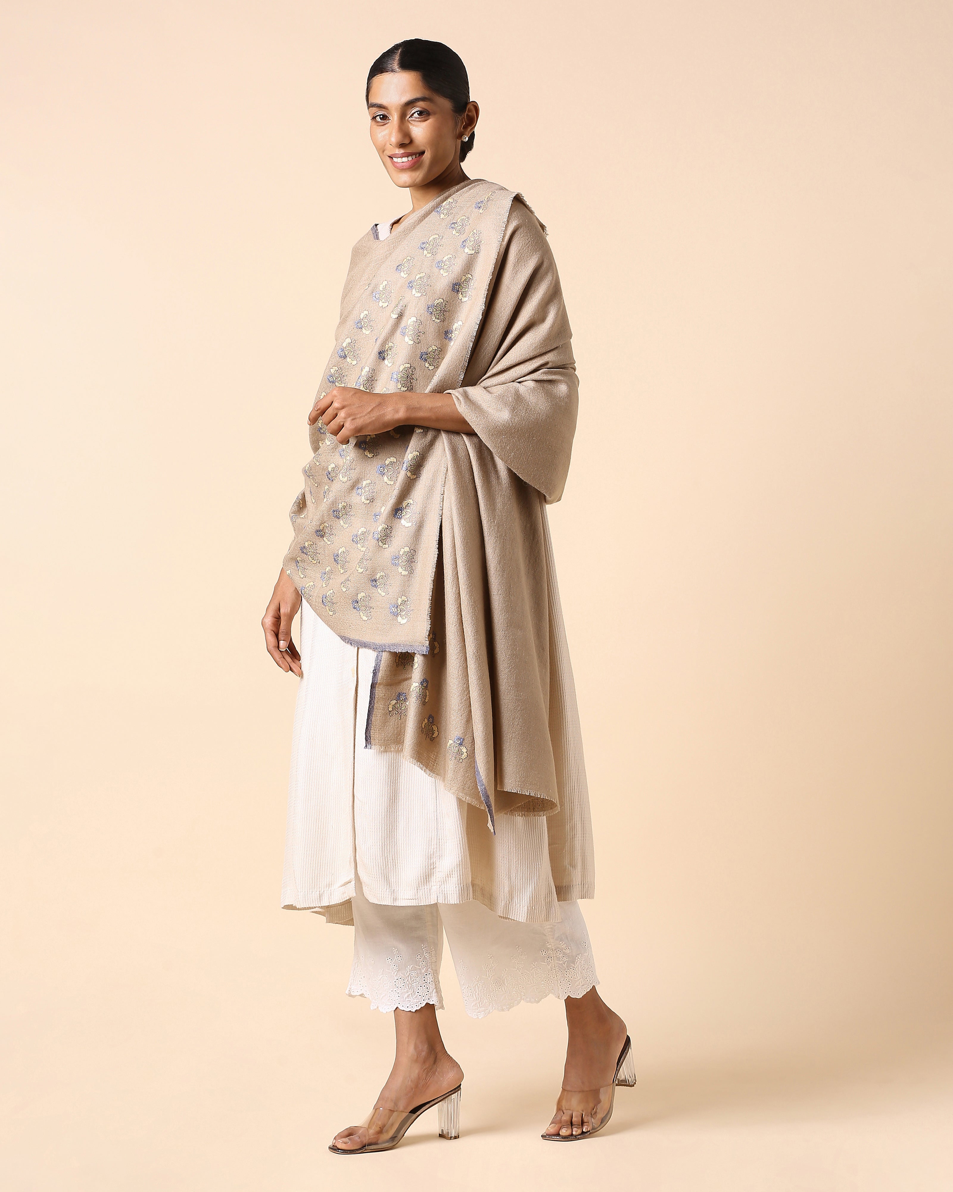 Ruhani Kashmir Sozni Embroidery Pashmina Shawl