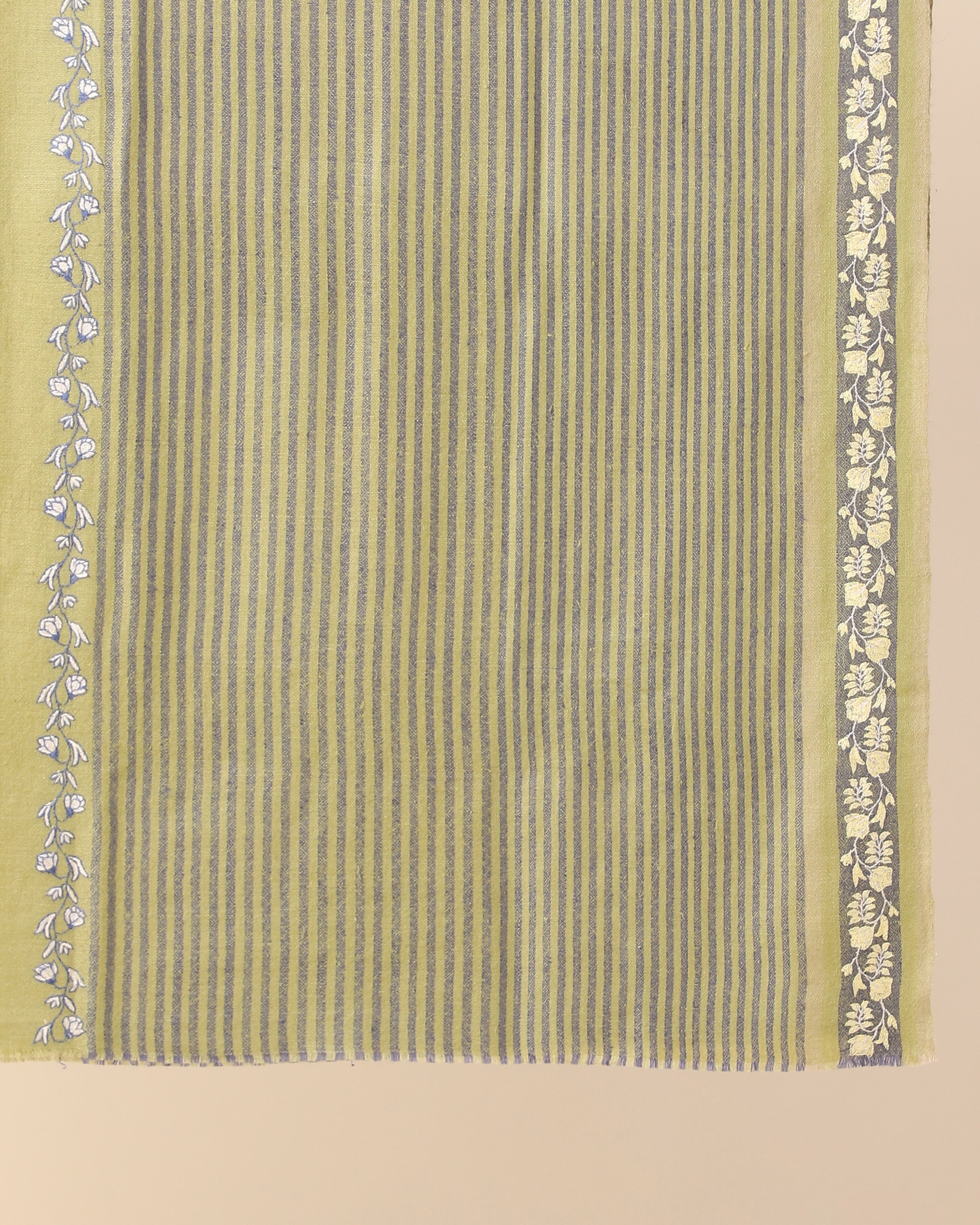 Tahira Kashmir Sozni Embroidery Pashmina Shawl