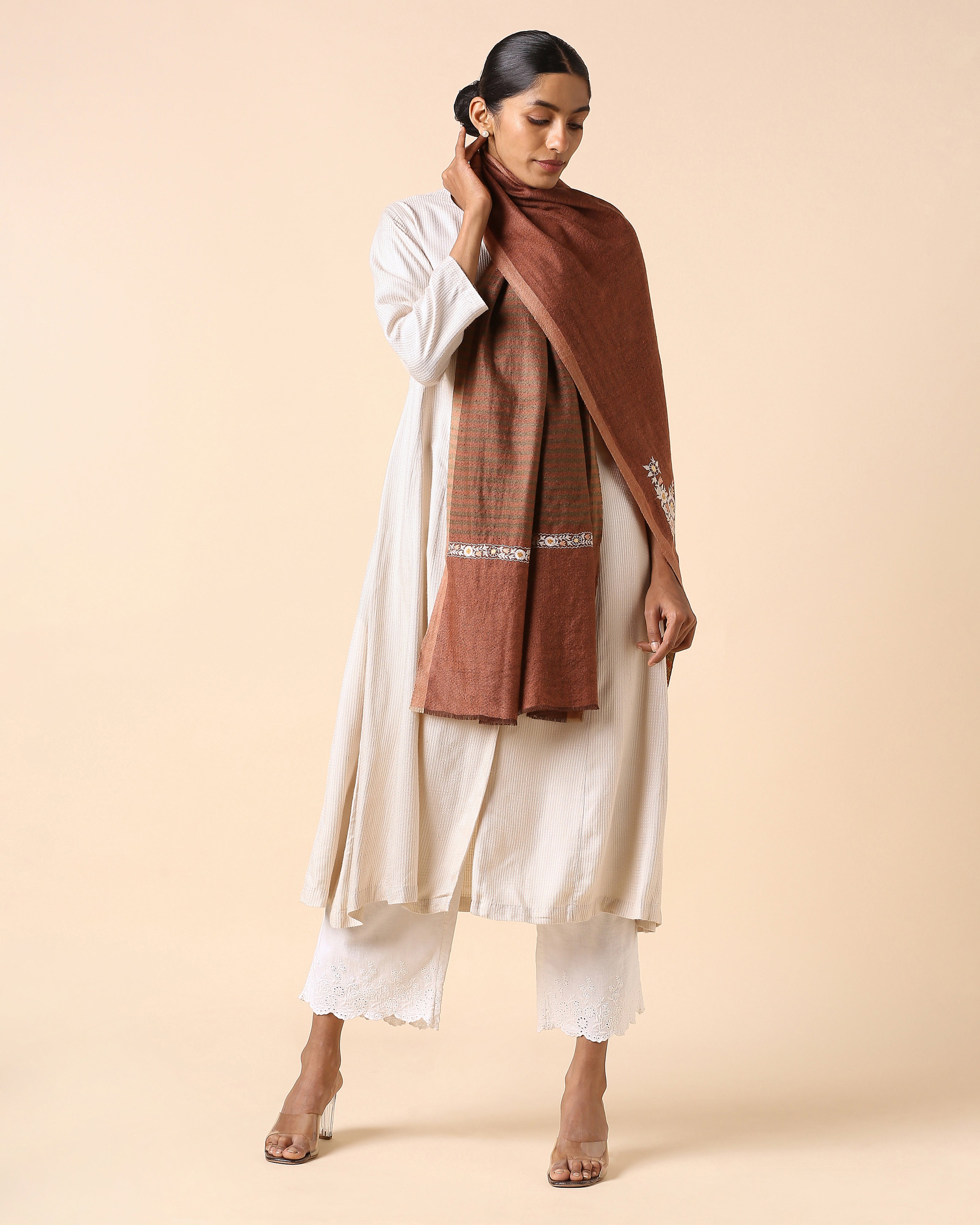 Eshal Kashmir Sozni Embroidery Pashmina Stole