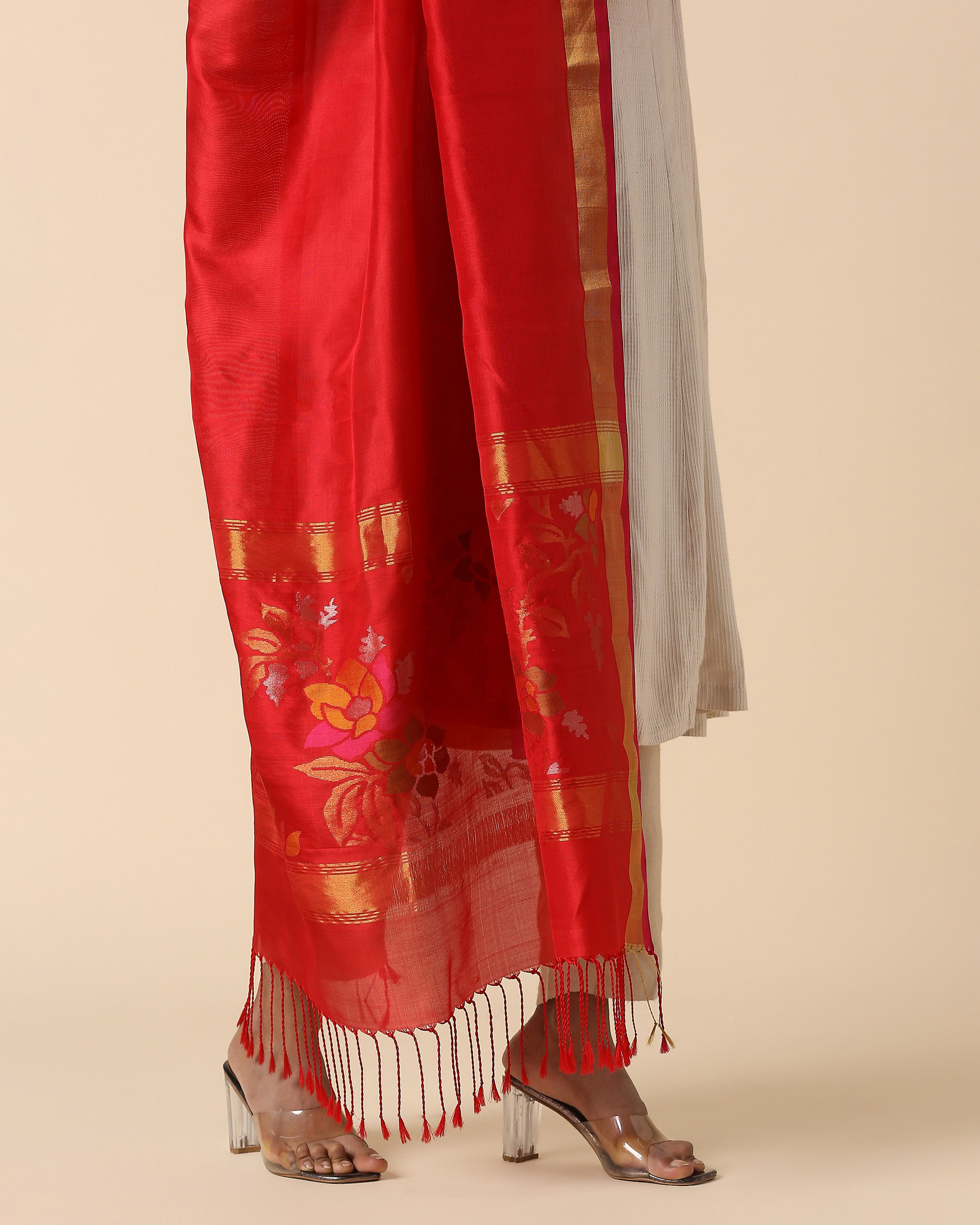Samhidha Uppada Jamdani Silk Dupatta