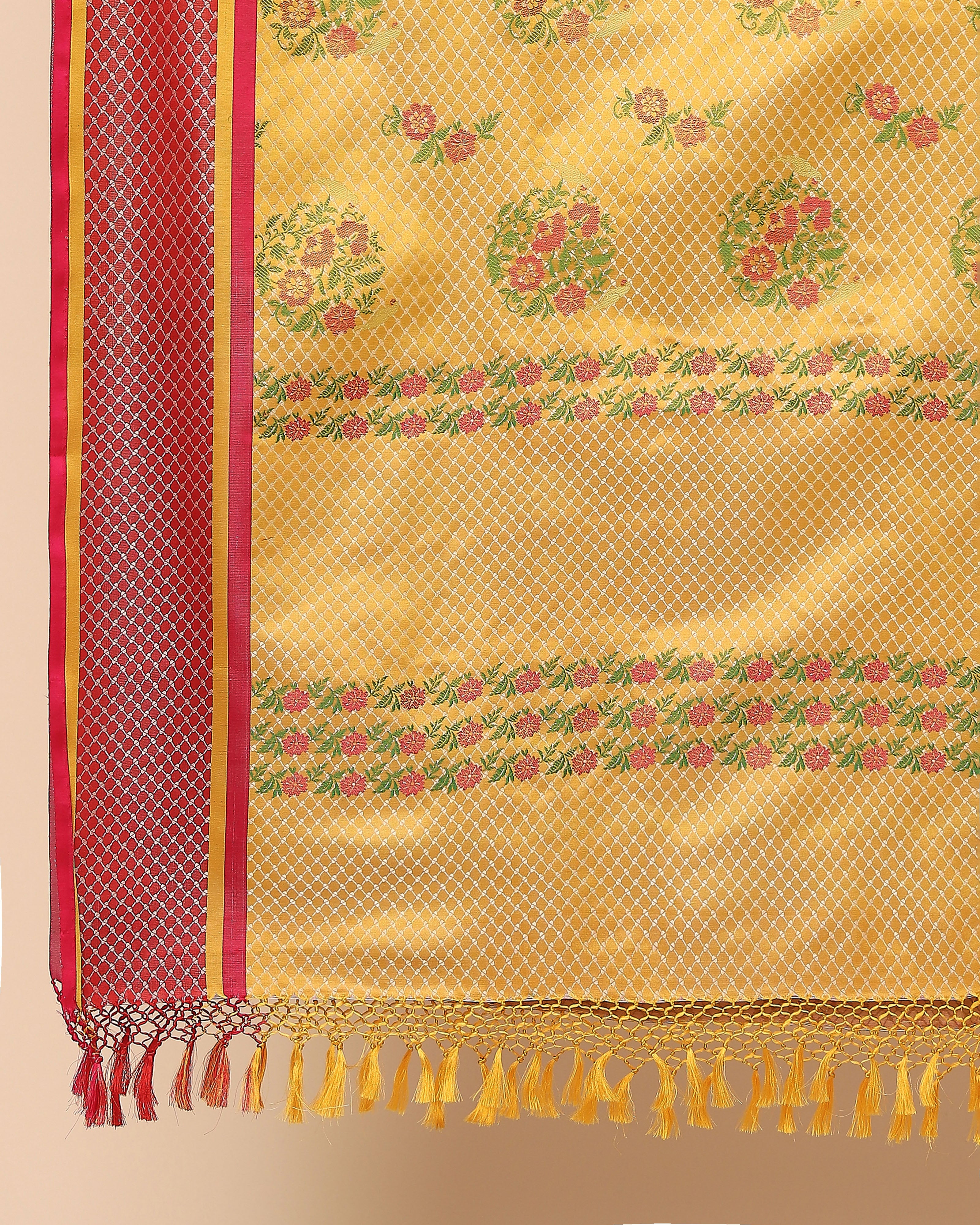 Raechal Banarasi Tanchoi Silk Dupatta