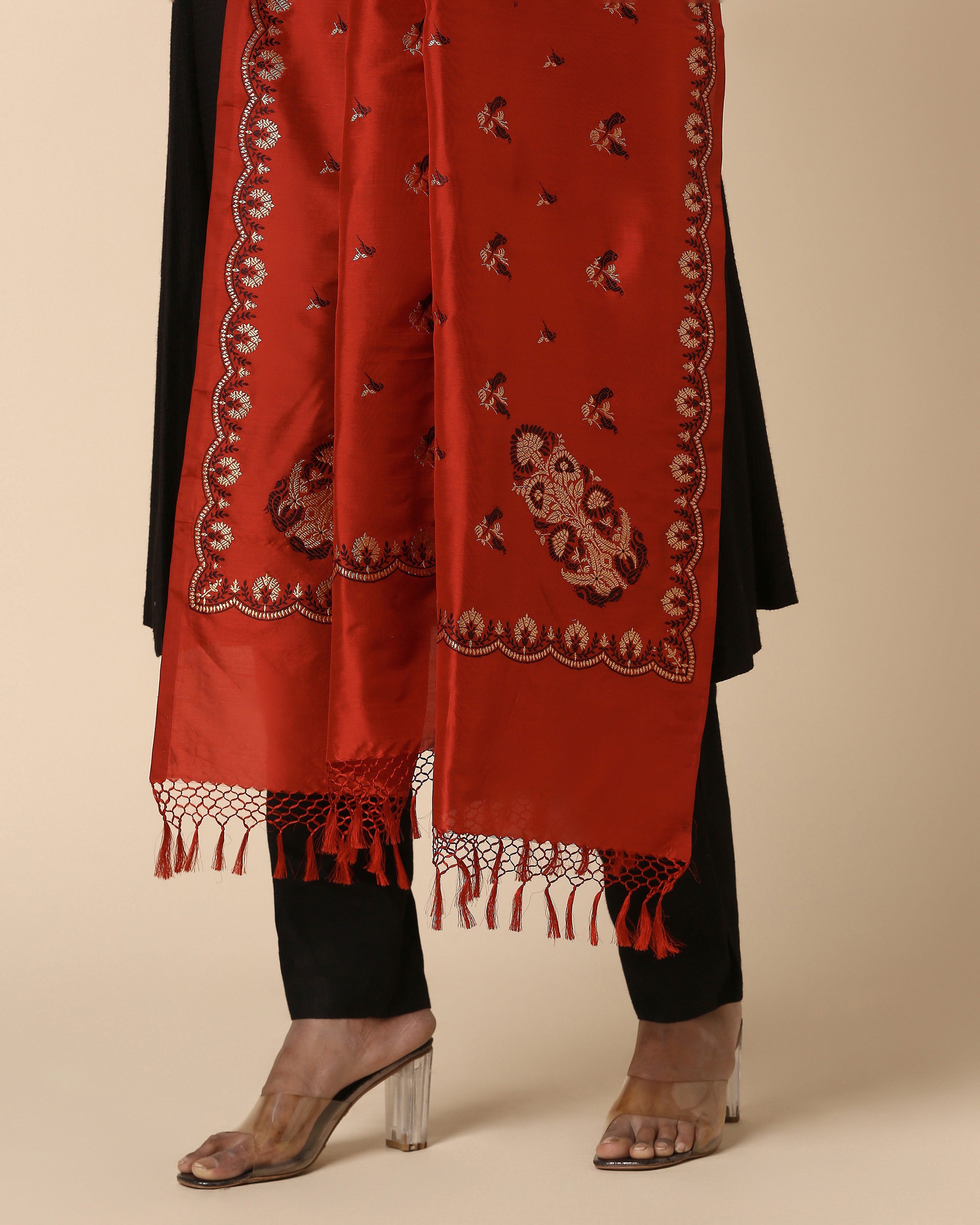 Nidhya Banarasi Kadwa Silk Dupatta