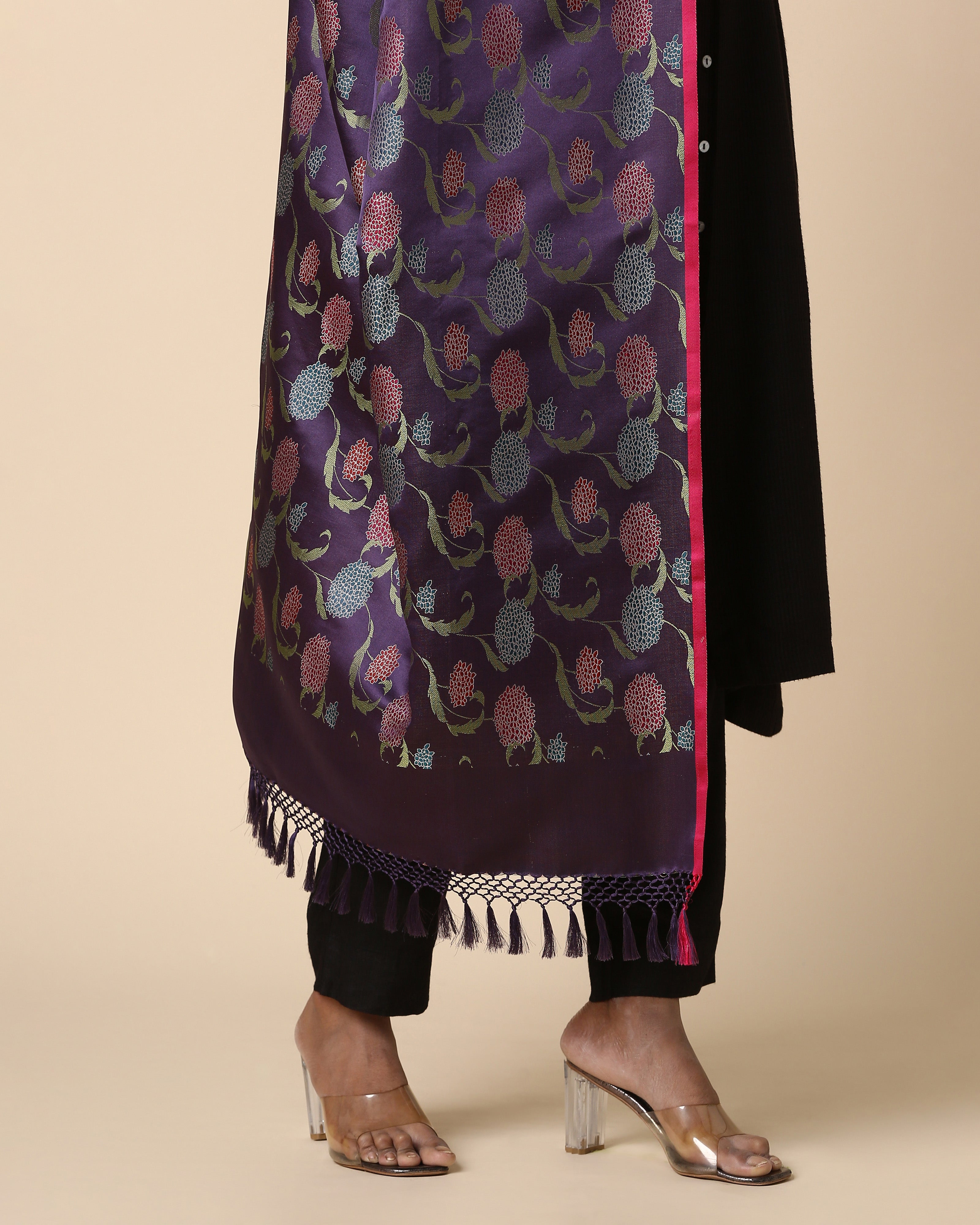 Phaiza Banarasi Tanchoi Silk Dupatta