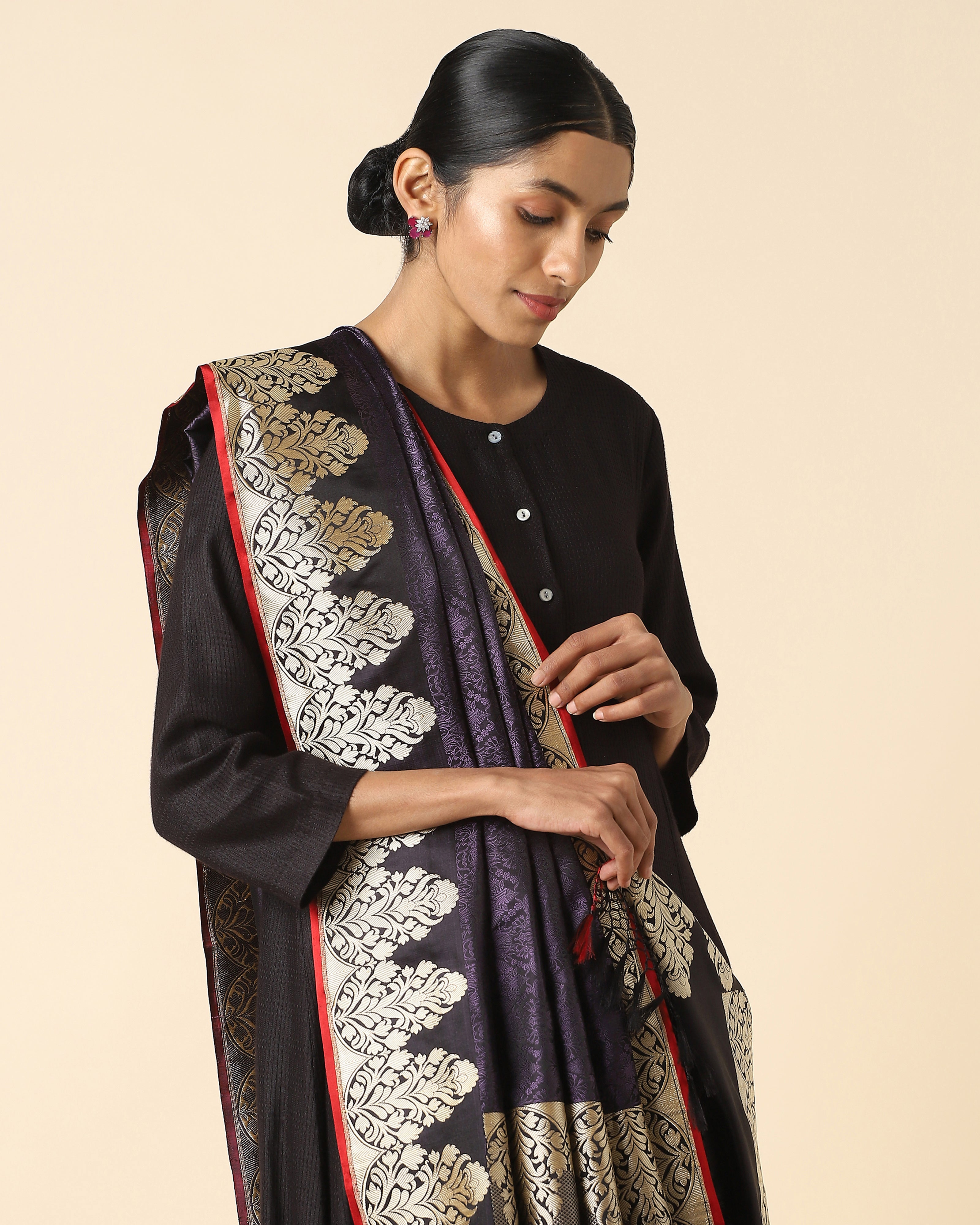 Tvarita Banarasi Tanchoi And Kadwa Silk Dupatta