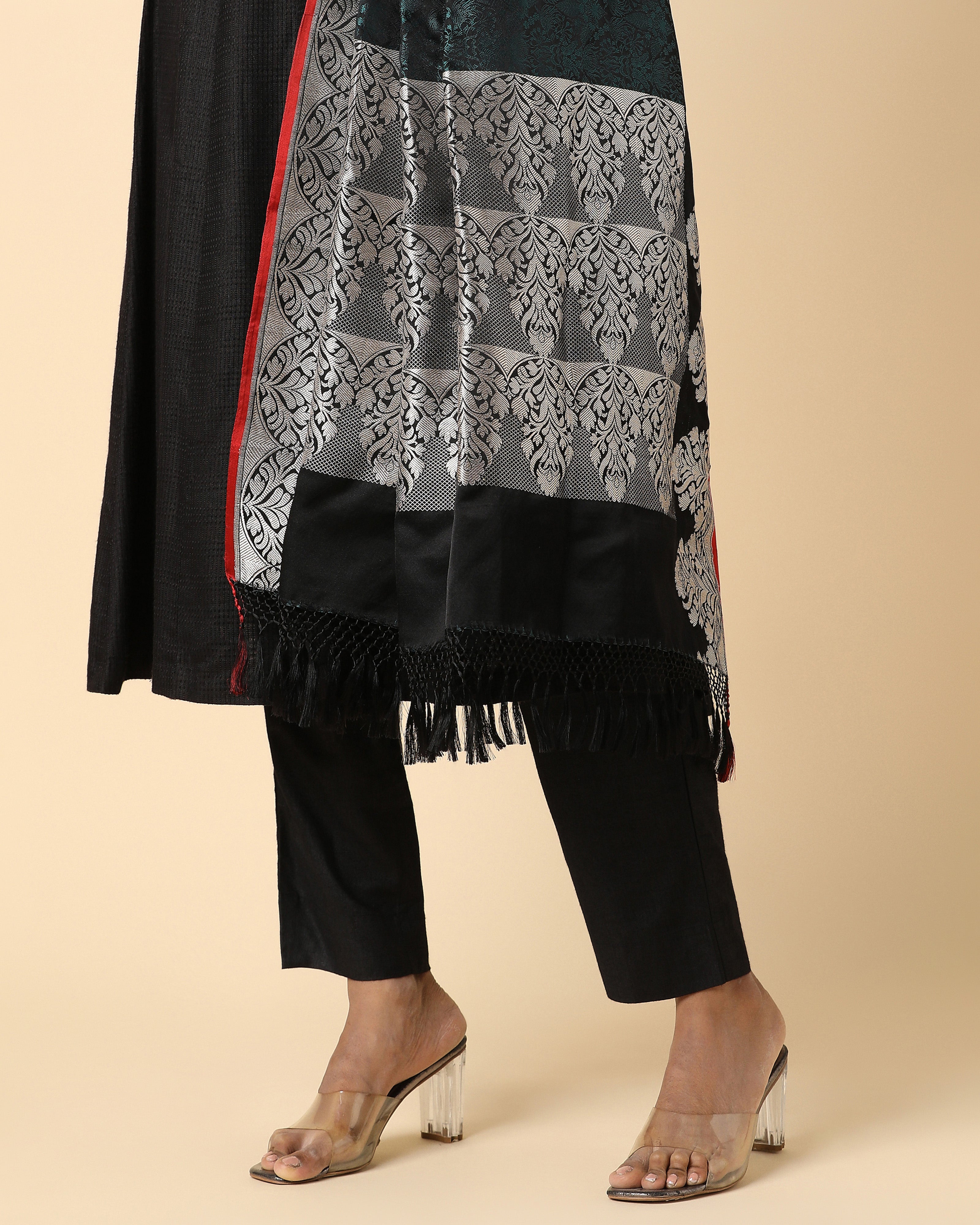 Tvarita Banarasi Tanchoi And Kadwa Silk Dupatta