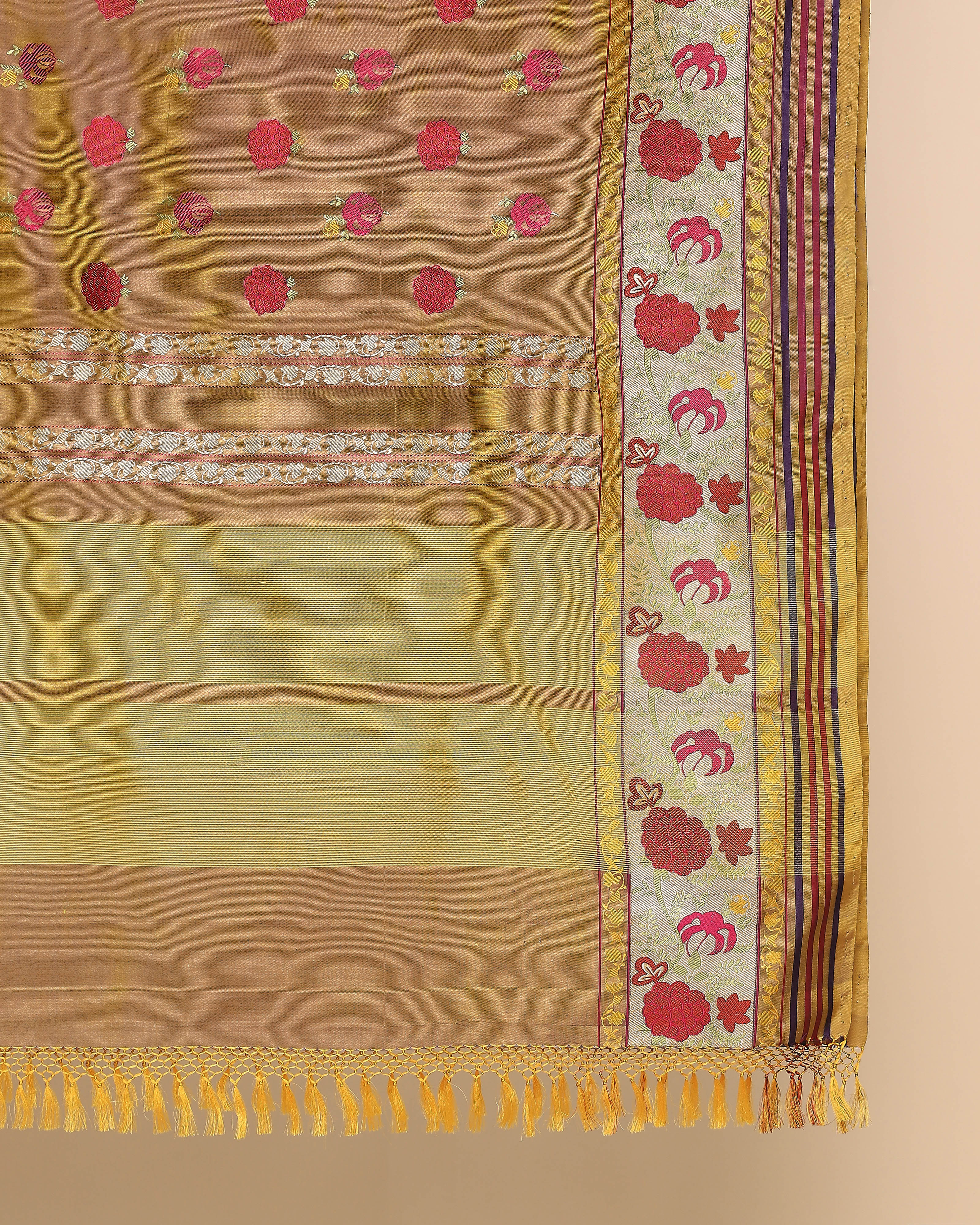 Annanda Banarasi Kadwa Silk Dupatta