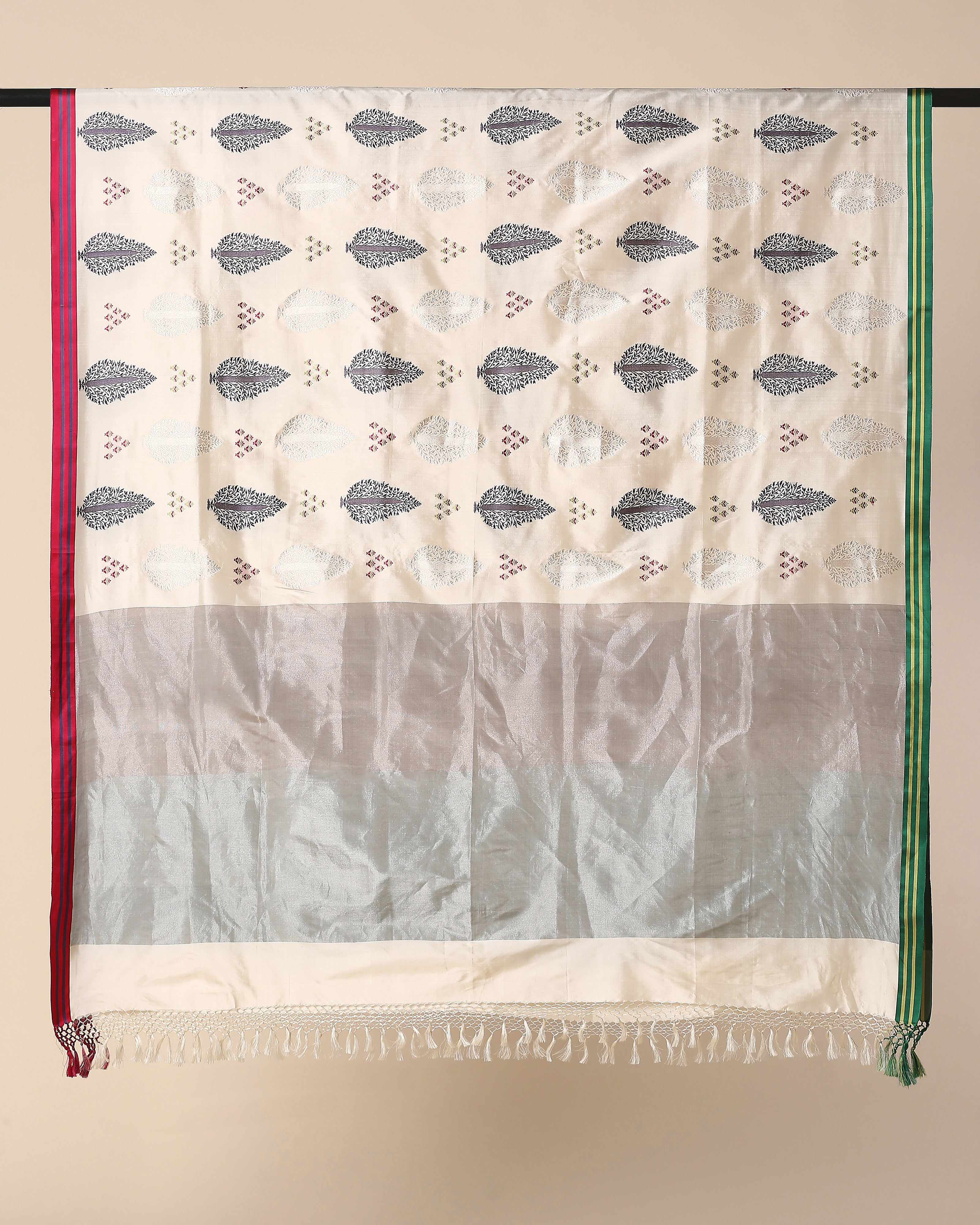 Karalika Banarasi Kadwa Silk Dupatta