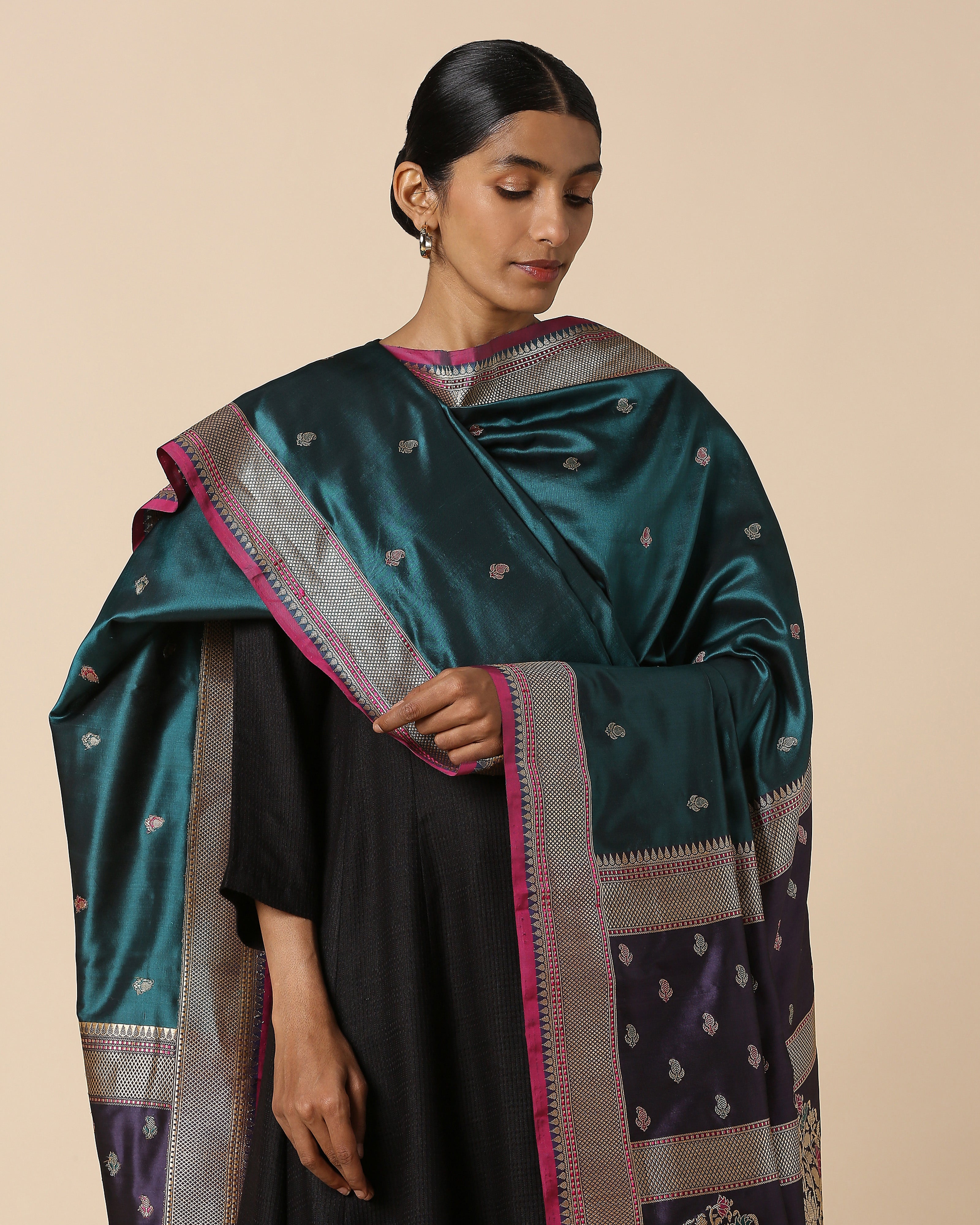 Maysa Banarasi Kadwa Silk Dupatta