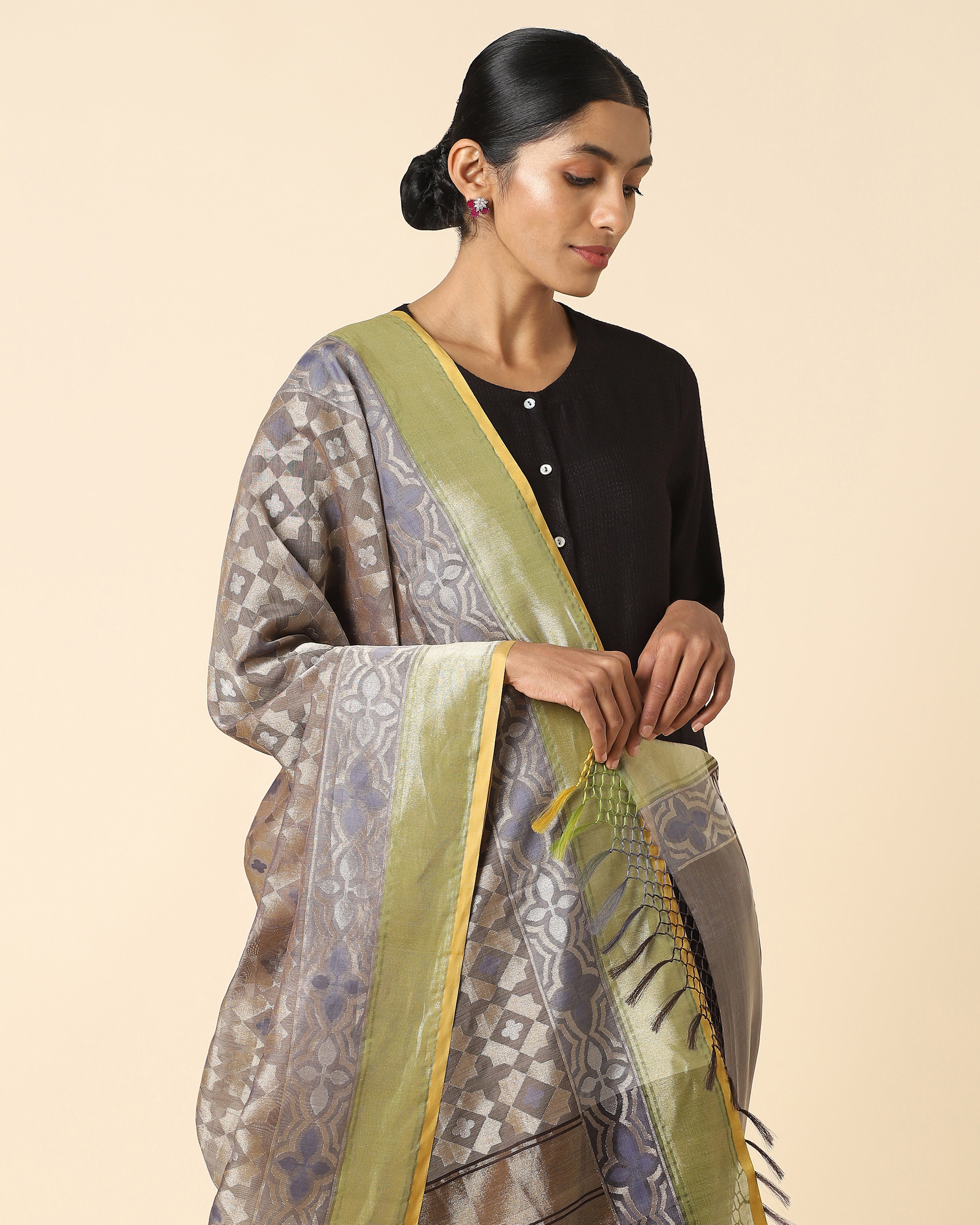 Dua Banarasi Jamdani Silk Cotton Dupatta